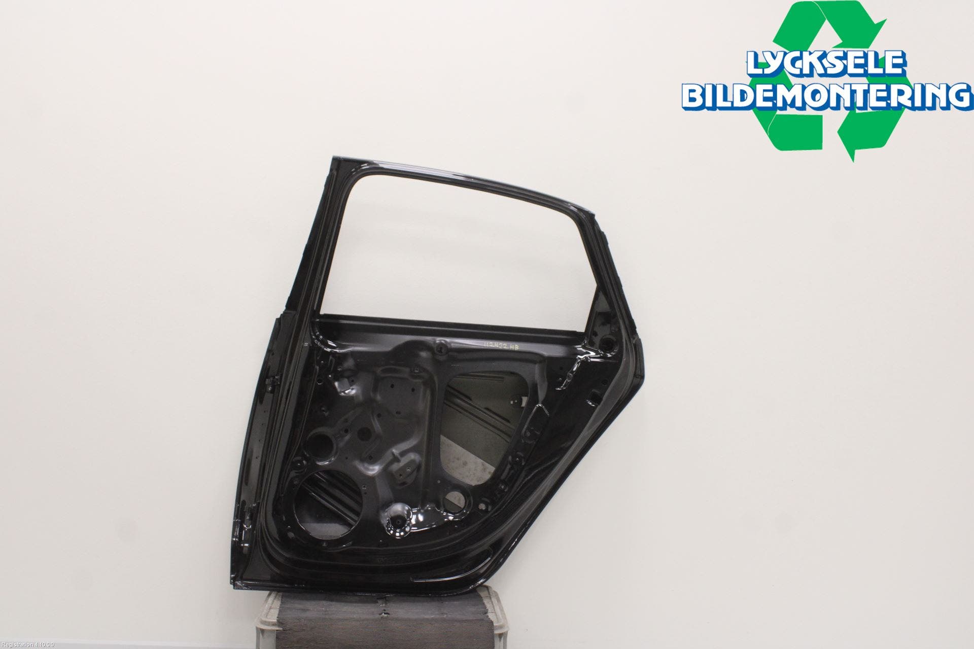 Audi A4/S4 B9 16-19 Dörr Bak Höger