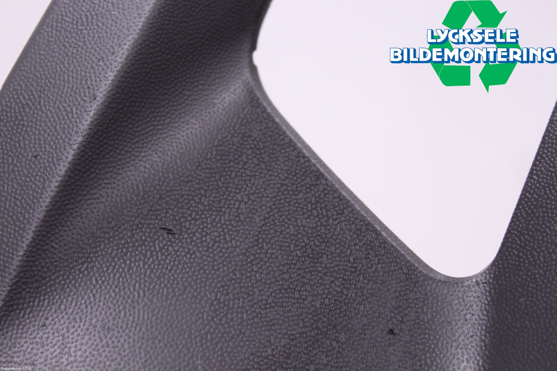 Volkswagen VW POLO 10-17 Dimljussarg Fram