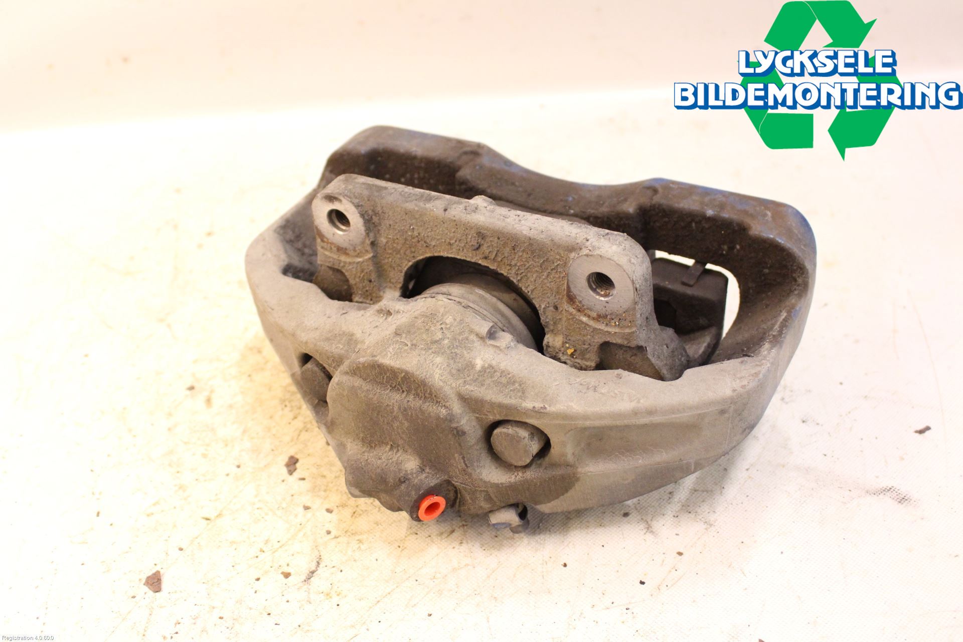 BMW 5 F10/F11/F18 09-17 Bromsok Fram Höger