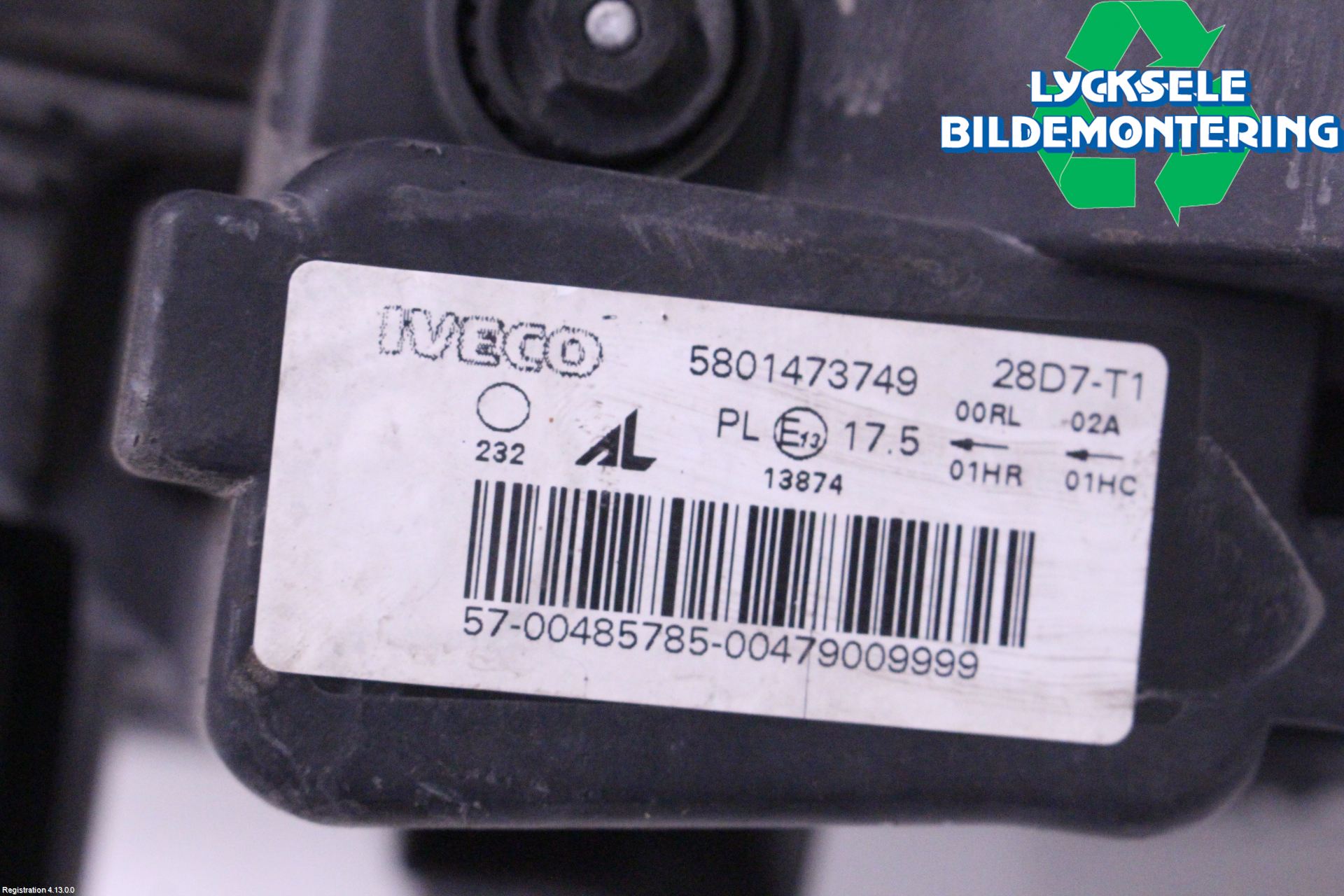 Iveco DAILY 14->> Strålkastare Höger