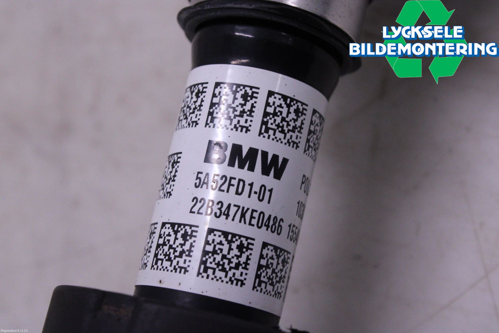 BMW X1/iX1 U11 23- Drivaxel Fram Vänster