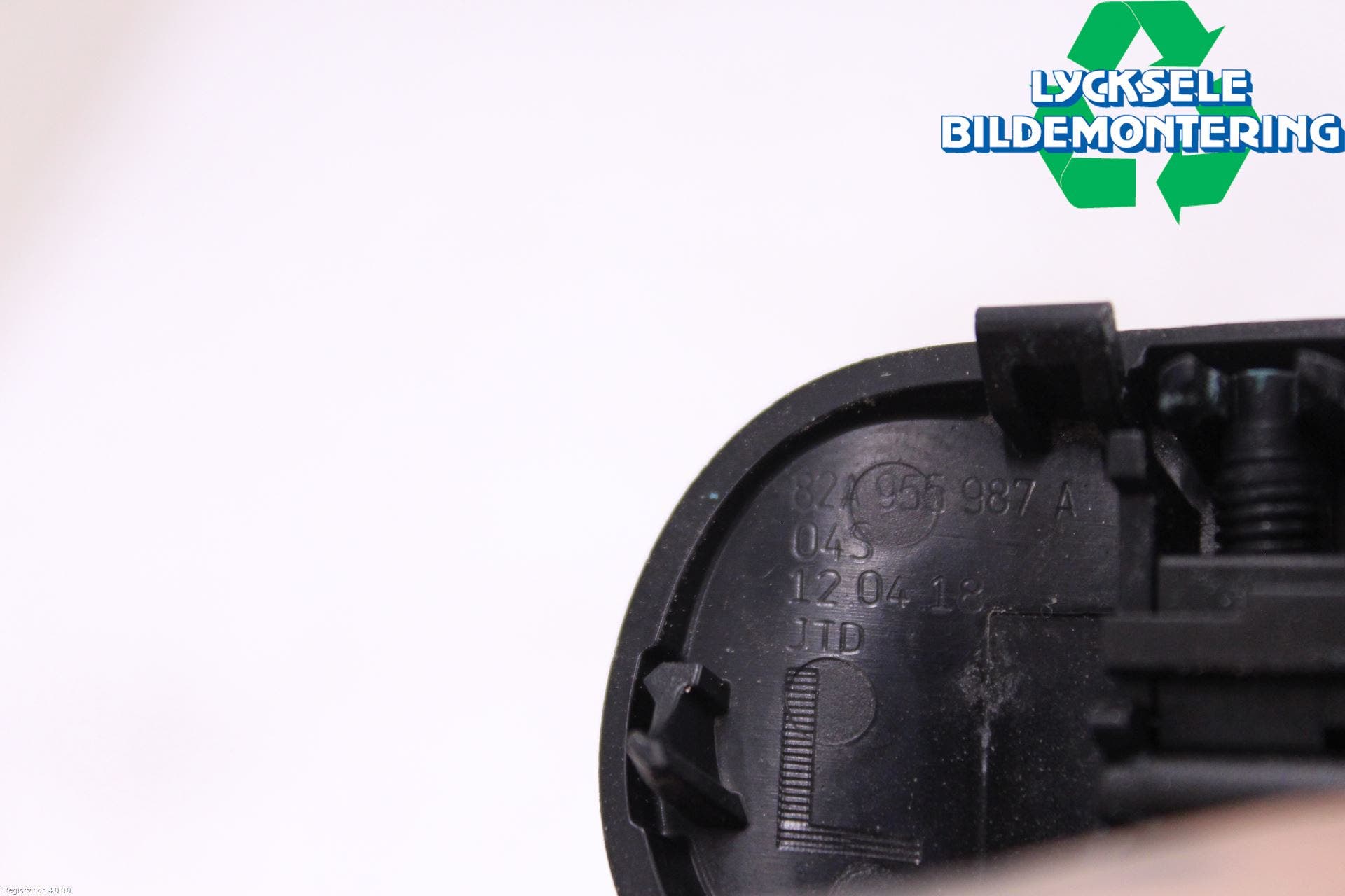 Audi A1 19- Spolarmunstycke Rutor