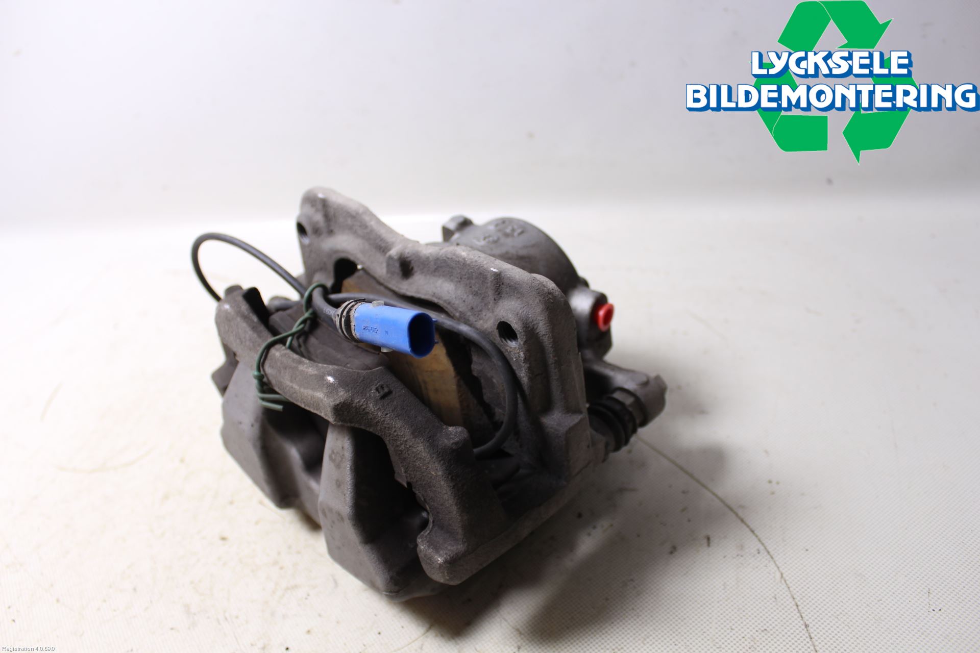BMW 5 G30/G31/F90 17-23 Bromsok Fram Vänster