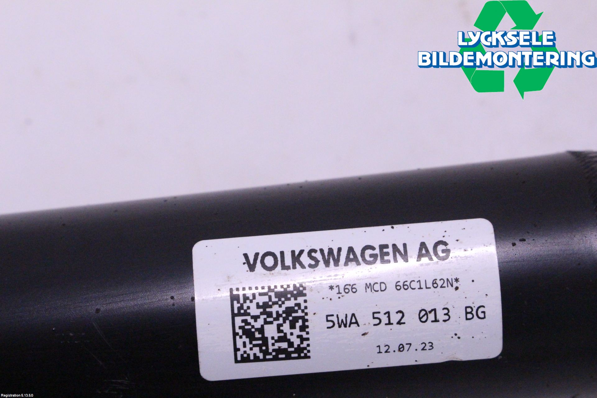 Volkswagen VW GOLF / E-GOLF VIII 20- Stötdämpare Bak