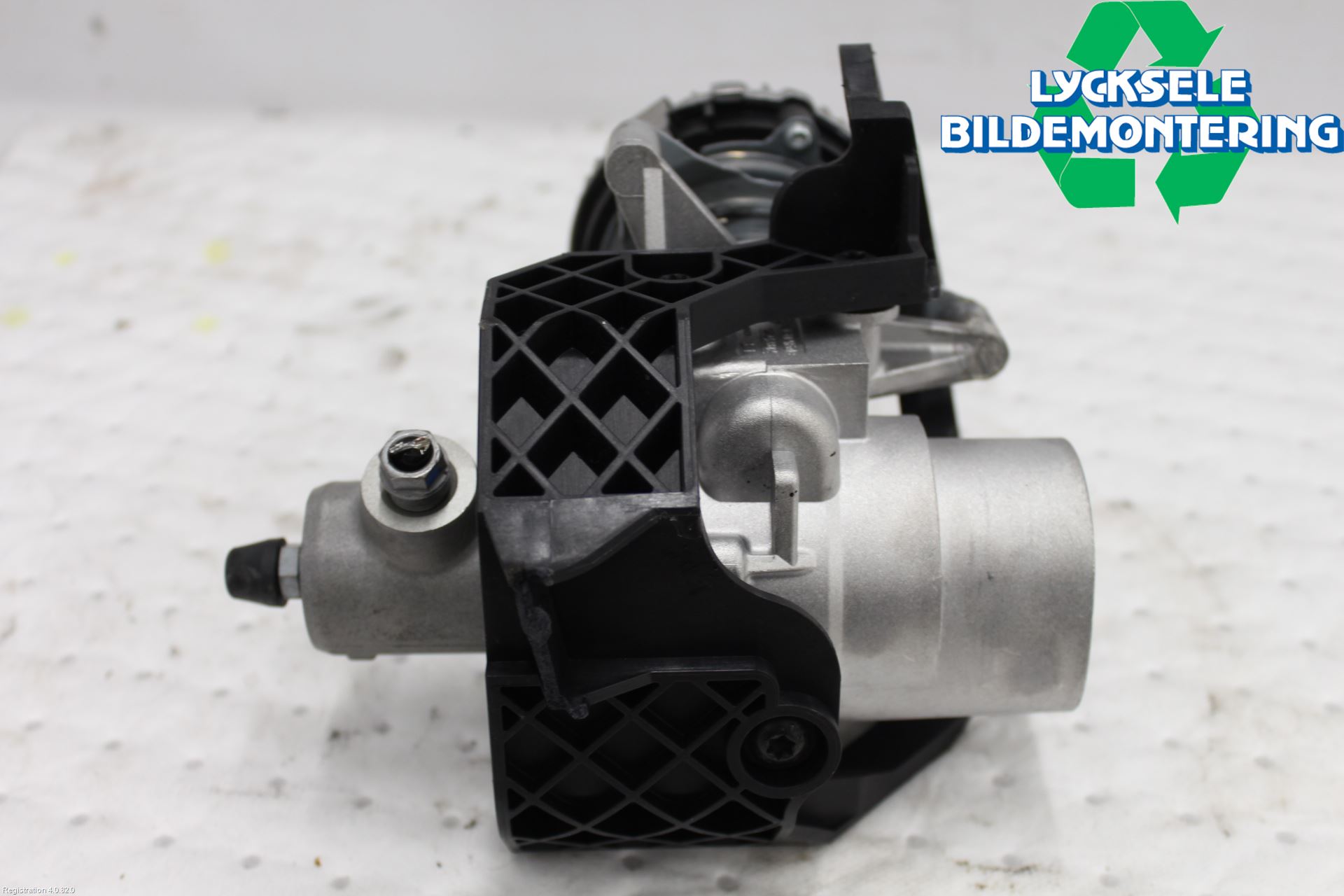 Audi Q5/SQ5 17- Bromstryckackumulator