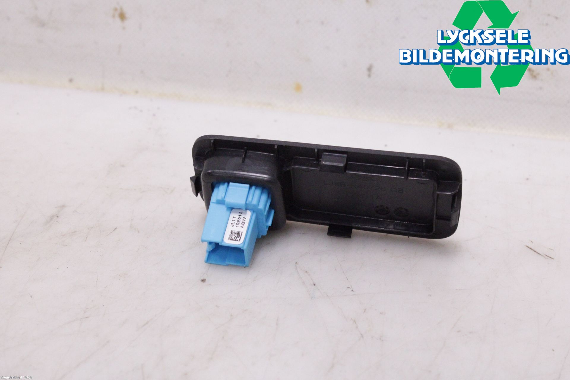 Ford MUSTANG Mach-E 21- Strömställare Baklucka