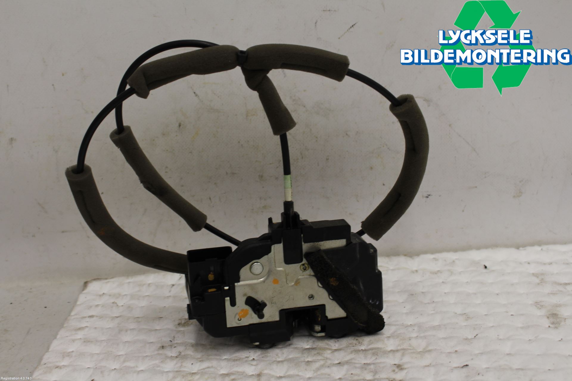 Nissan NAVARA 05-16 Låskista-Dörrlås