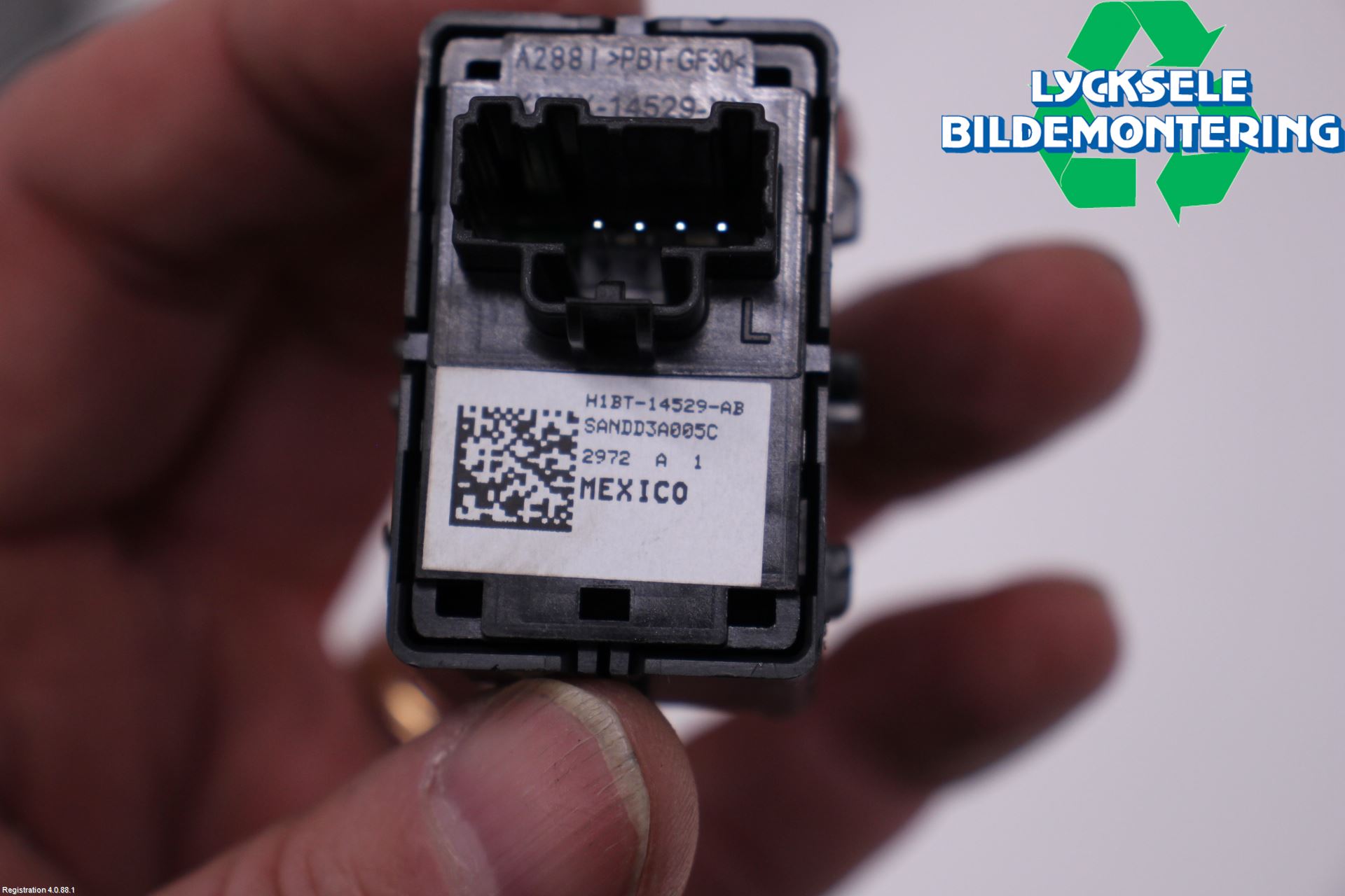 Ford FOCUS 19- Strömställare Elhiss