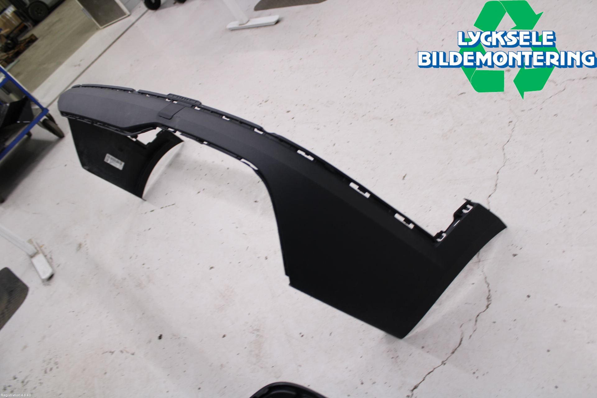 Audi A4/S4 B9 20- Stötfångarbeklädnad Bak