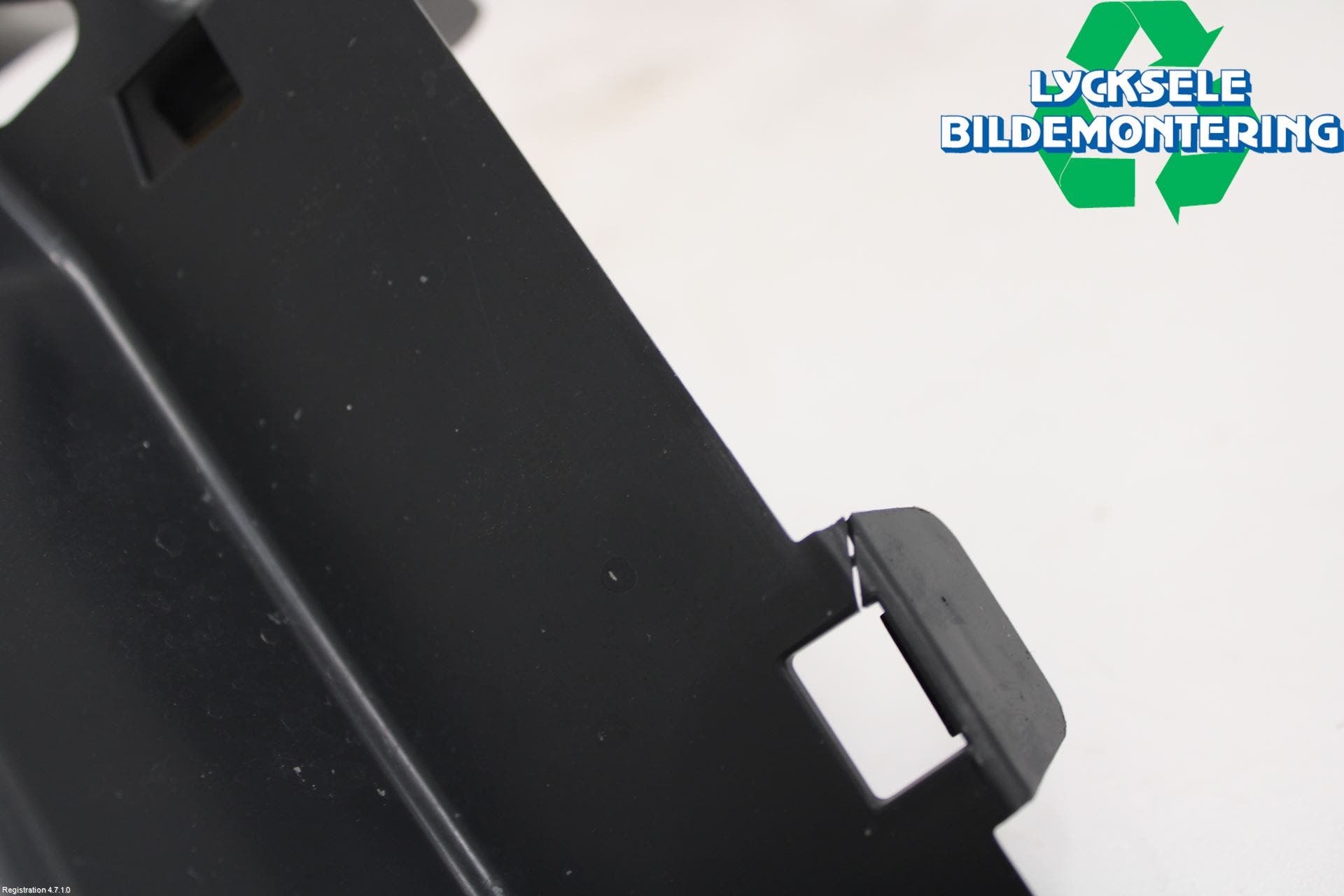 Peugeot 308/E-308 21- Hasplåt Plåt-Plast