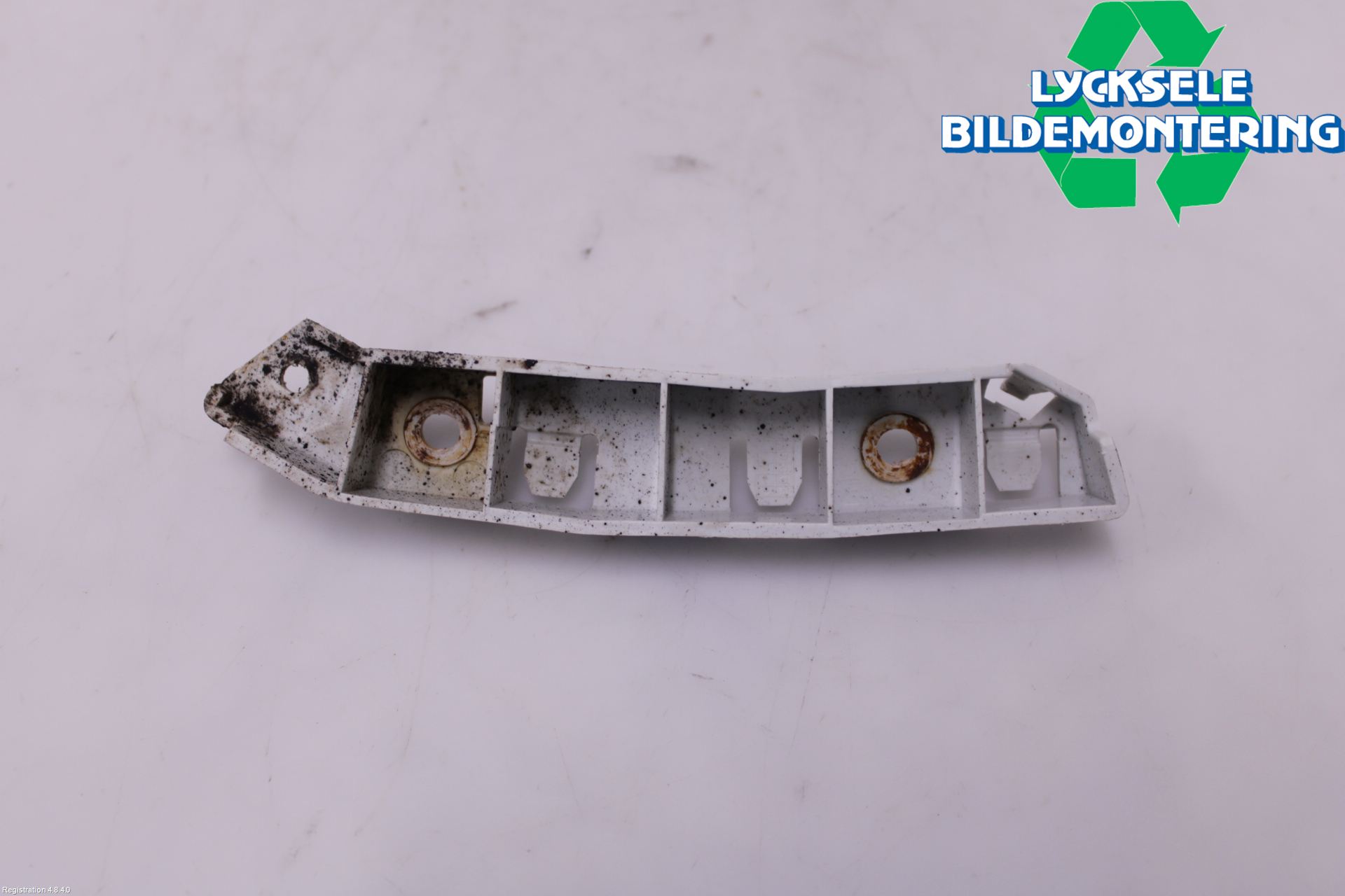 Ford FOCUS 11-14 Stötfångarfäste Fram Vä