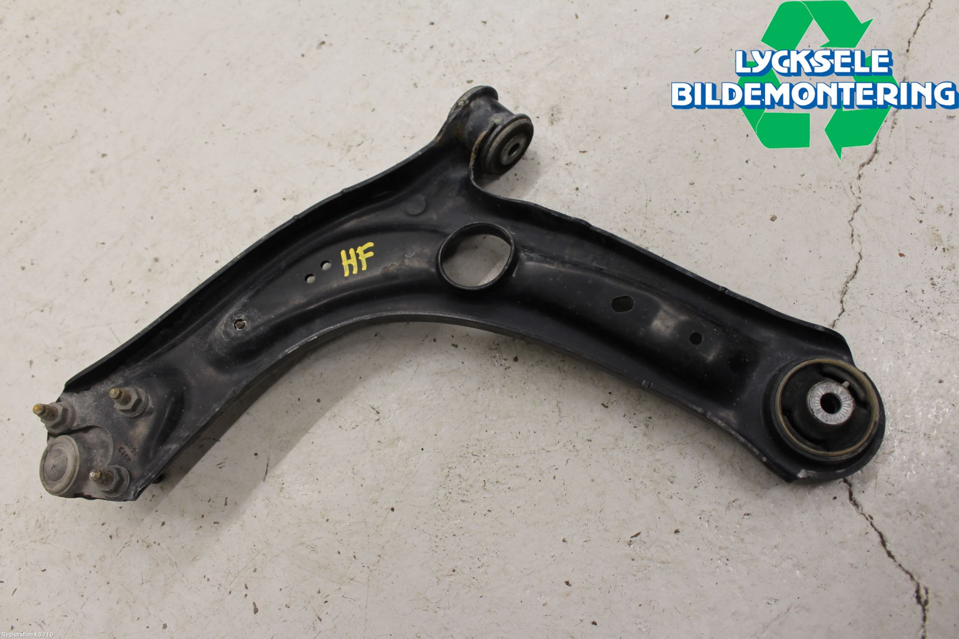 Volkswagen VW PASSAT 15-19 Bärarm Fram Undre Hö