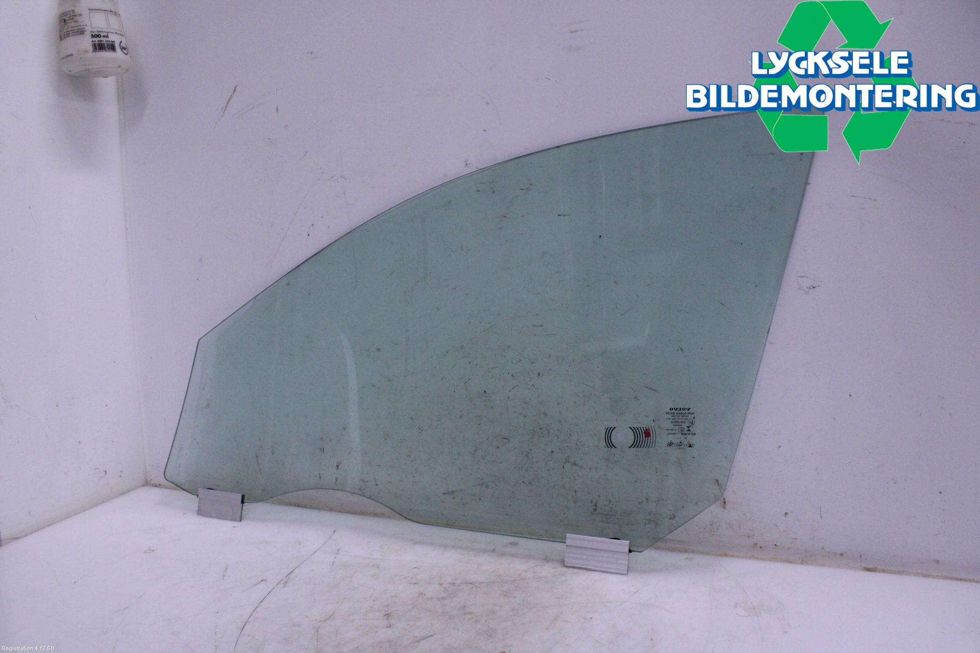 Volvo XC70 08-13 Dörruta Fram Höger