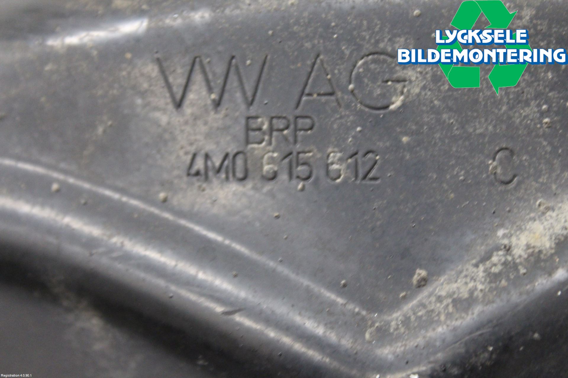 Volkswagen VW TOUAREG CR 18- Bromssköld Bak