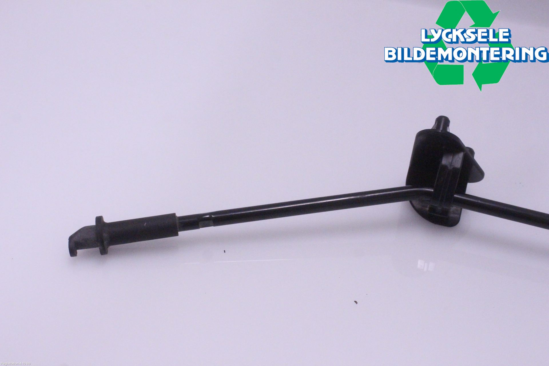 Nissan LEAF 18- Huv Stag-Pinne