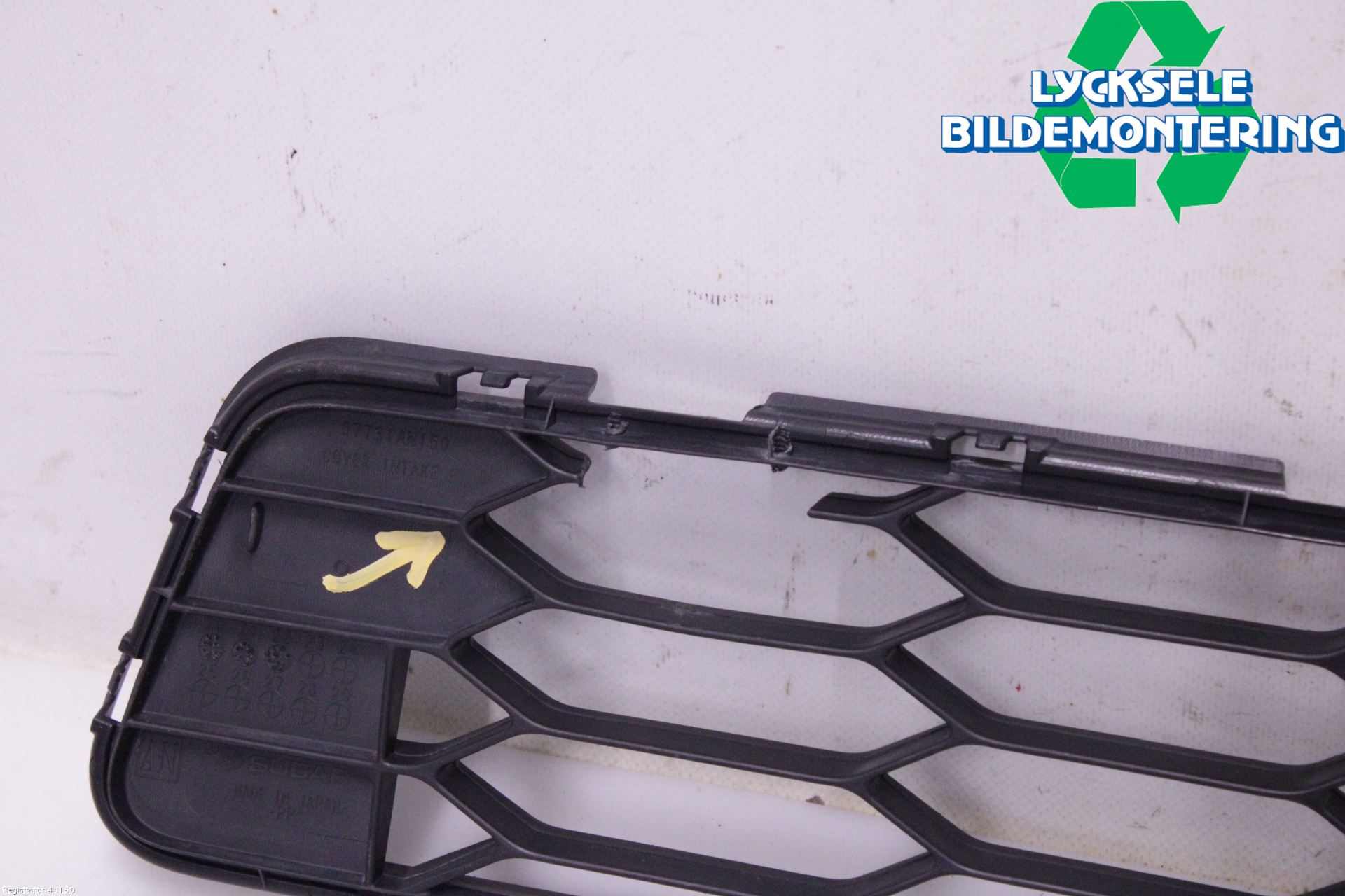 Subaru OUTBACK 21- Grilldel Mitt
