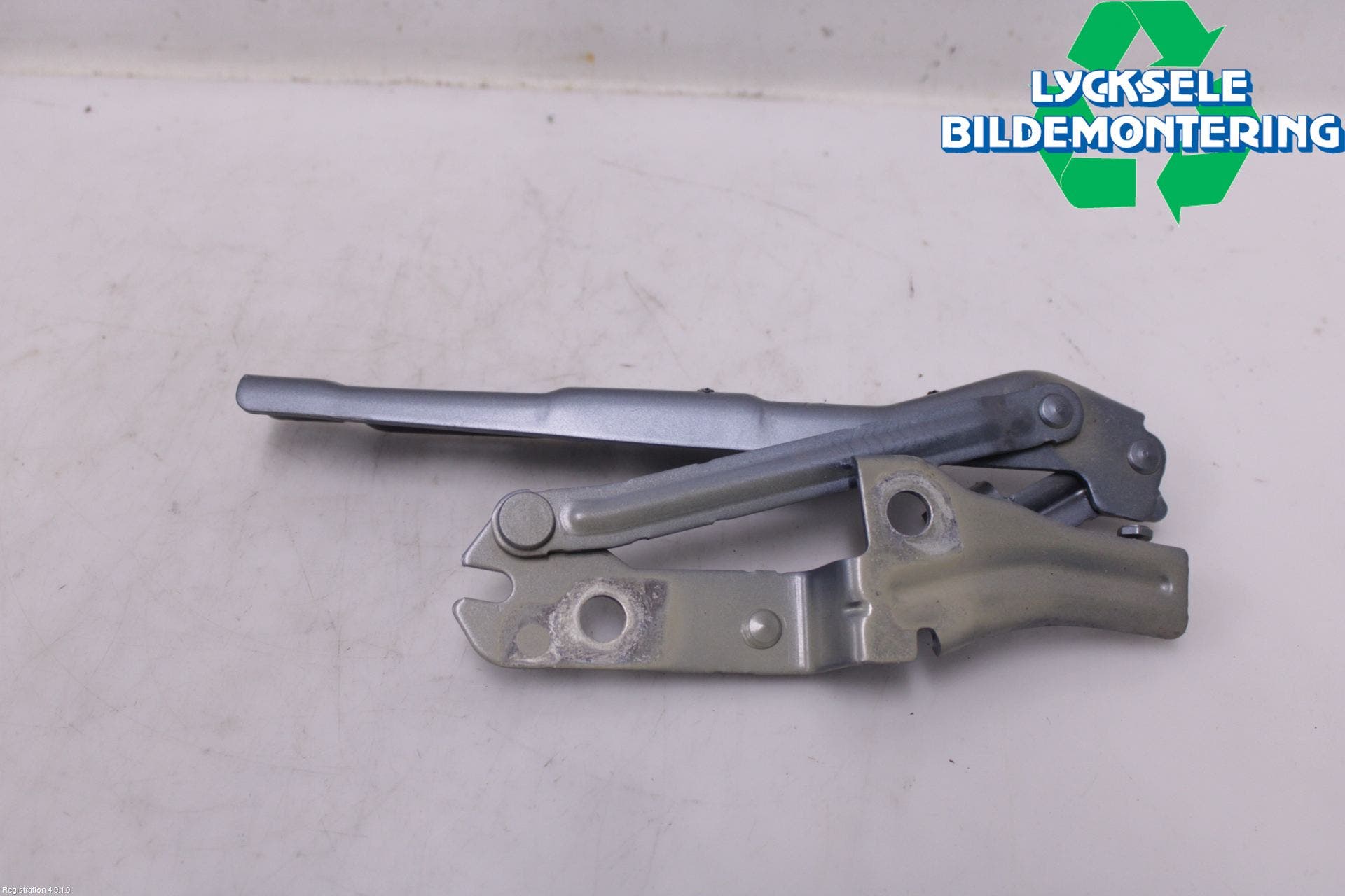 Volkswagen VW ID.3 21- Huvgångjärn