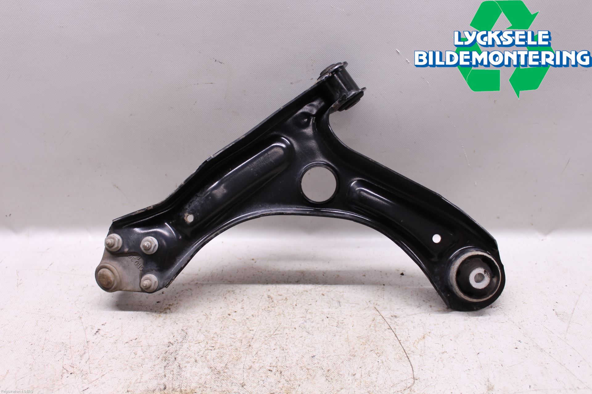 Volkswagen VW UP! / E-UP! Bärarm Fram Undre Hö