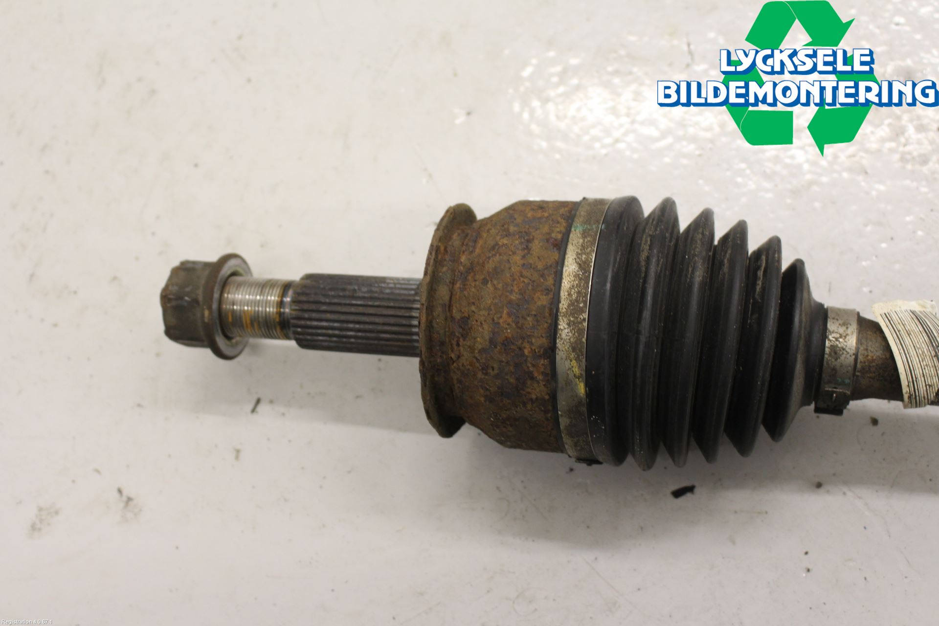 Nissan PATHFINDER R51 05-12 Drivaxel Fram Höger