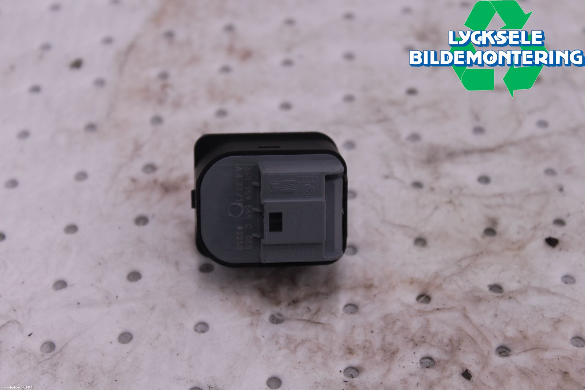 Volkswagen VW TIGUAN 16-24 Strömställare Spegel