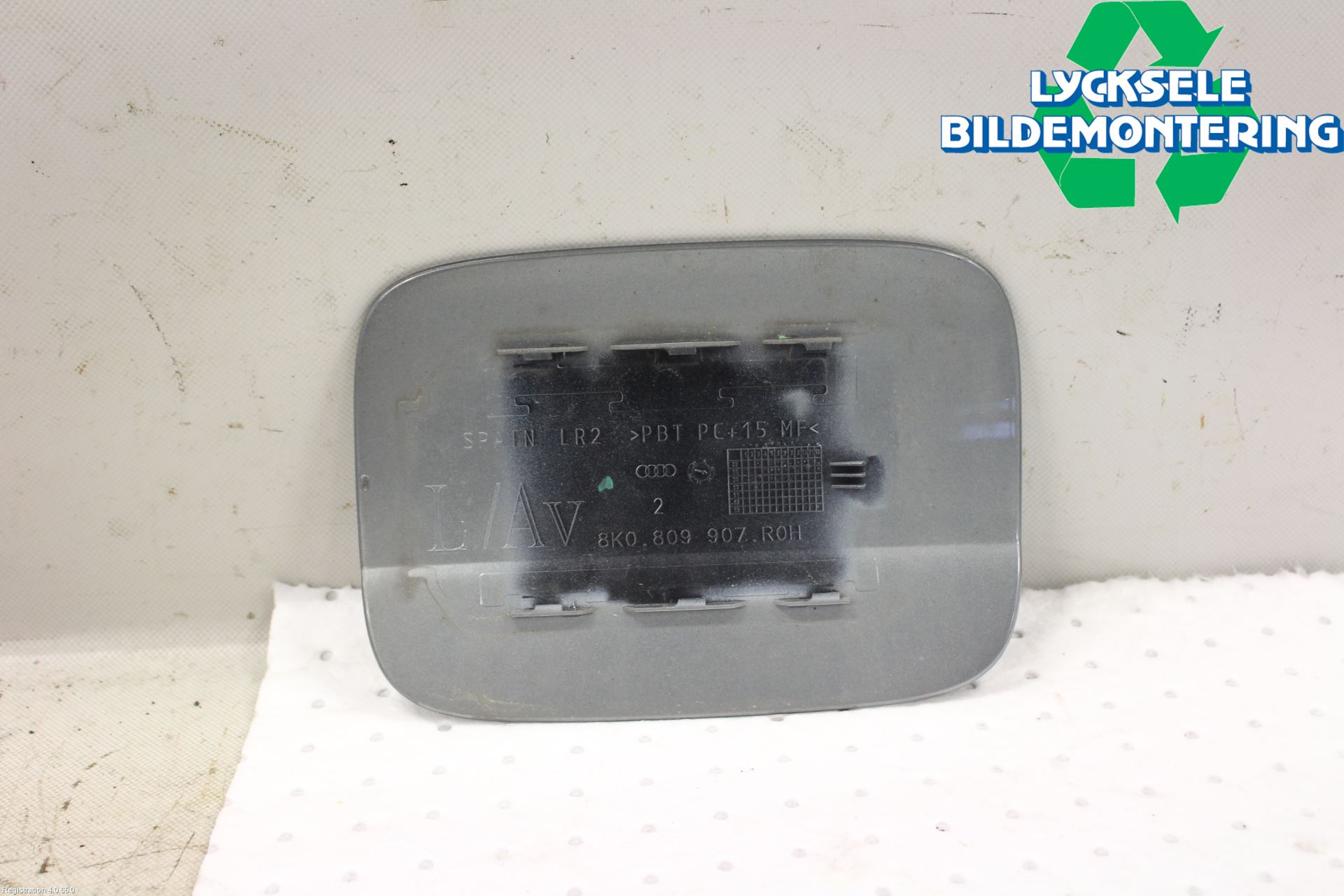 Audi A4/S4 08-11 Tanklucka