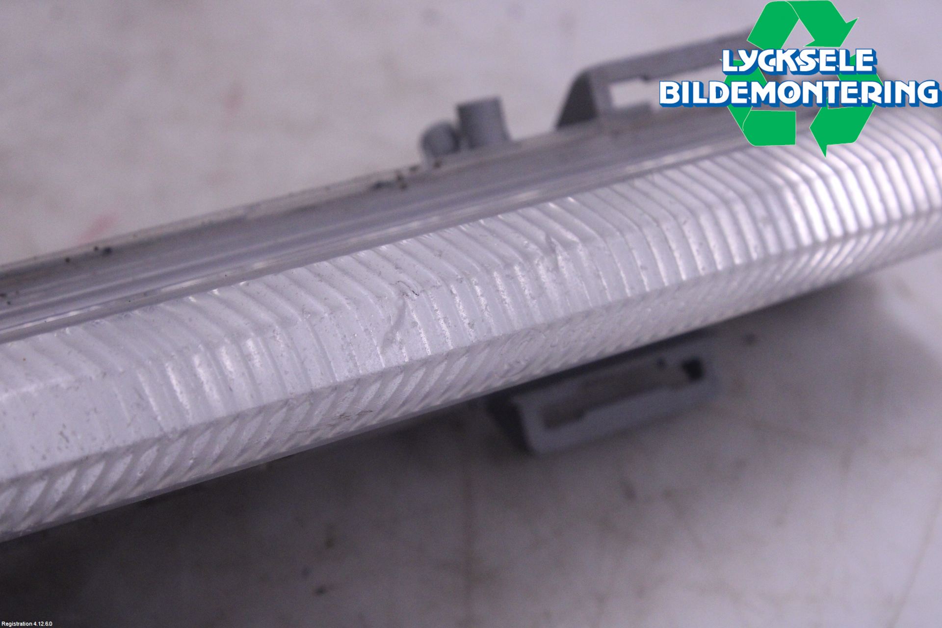 Mercedes-Benz MB E-KLASS (W212) 09-16 Dimljus-Varselljus Fram