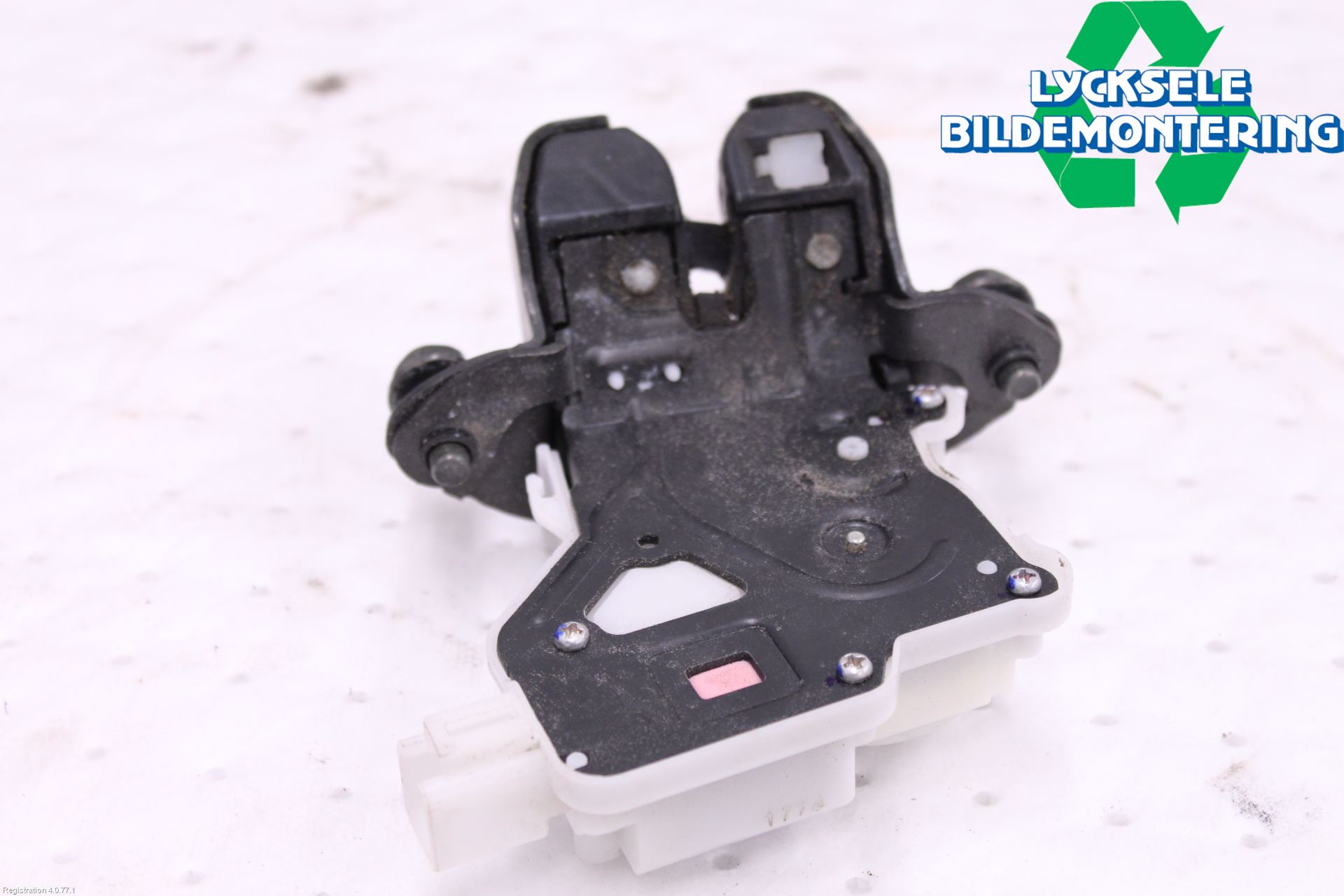 Nissan PULSAR Låskista Baklucka