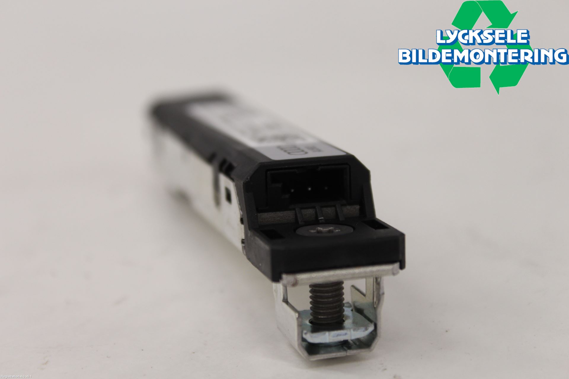 Audi A6 F2/C8 19- Antennförstärkare