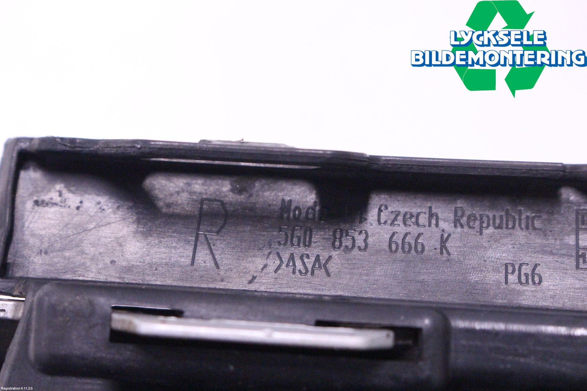 Volkswagen VW GOLF / E-GOLF VII 13-20 Dimljussarg Fram