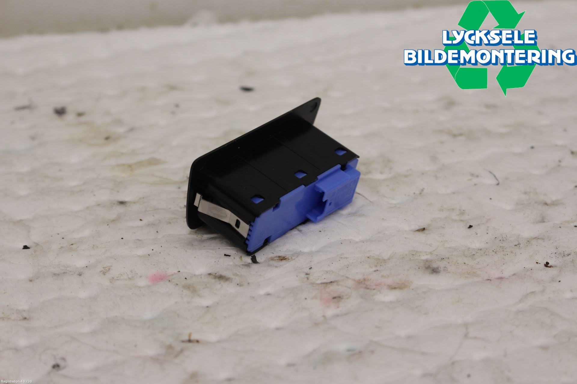 BMW 3 G20/G21/G80/G81 19- Strömställare Baklucka