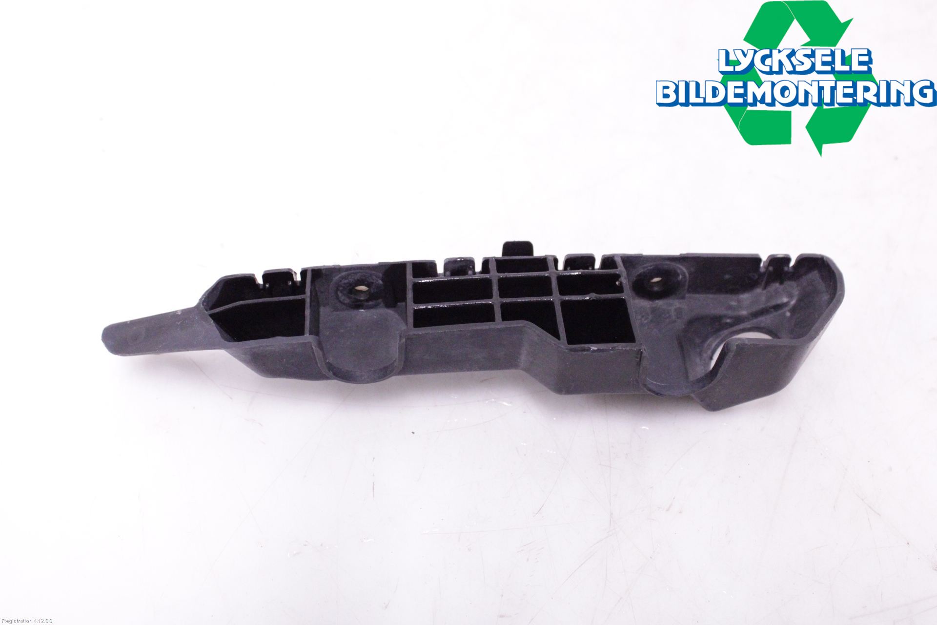 Kia CEED 12-18 Stötfångarfäste Fram Hö