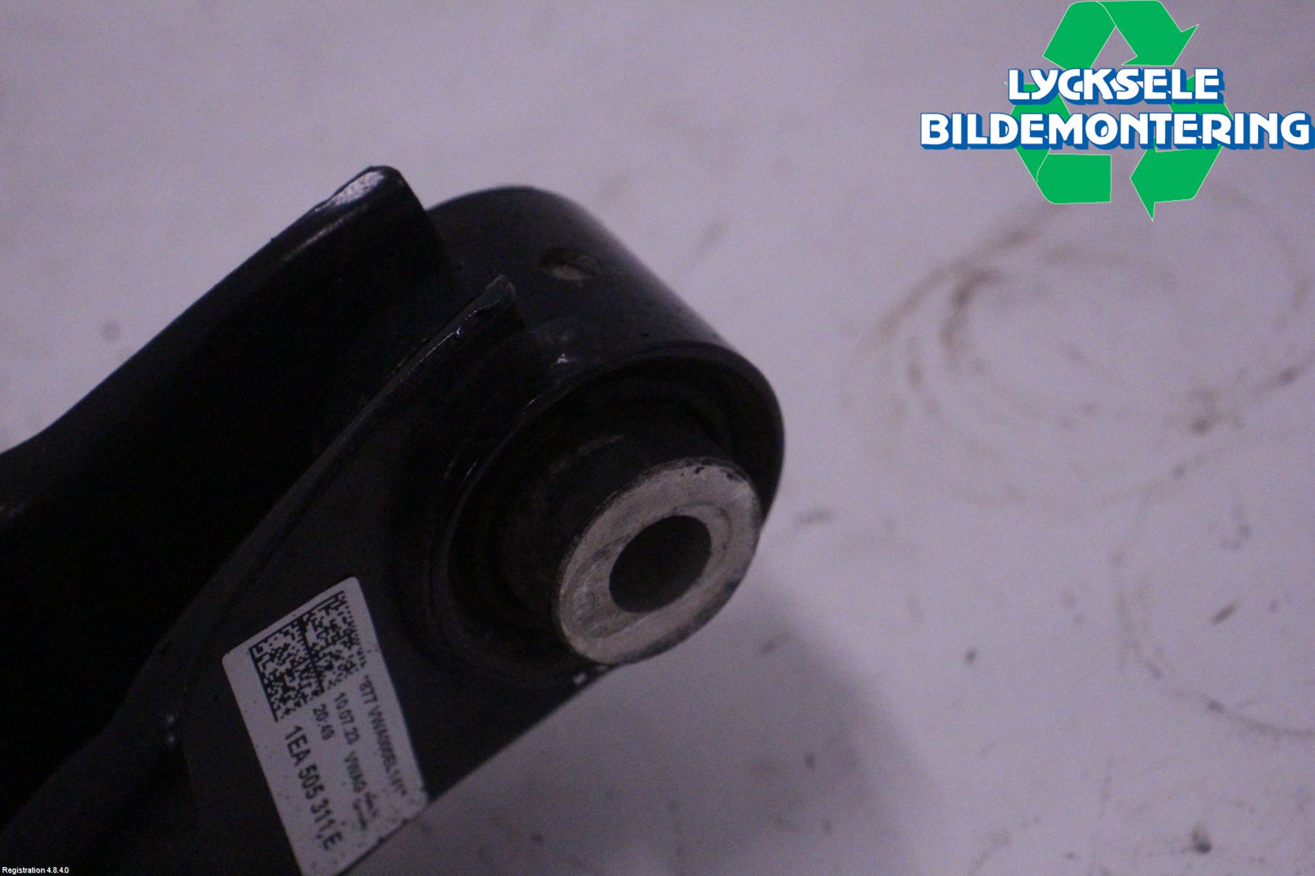 Volkswagen VW ID.4 21- Bärarm Bak Vä-Hö