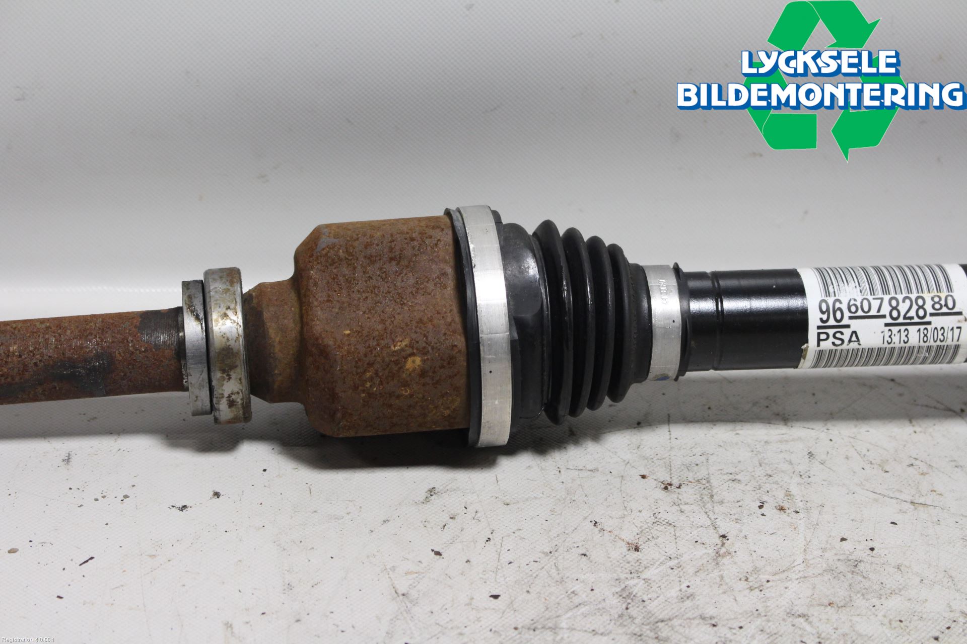 Citroen BERLINGO 08-18 Drivaxel Fram Höger