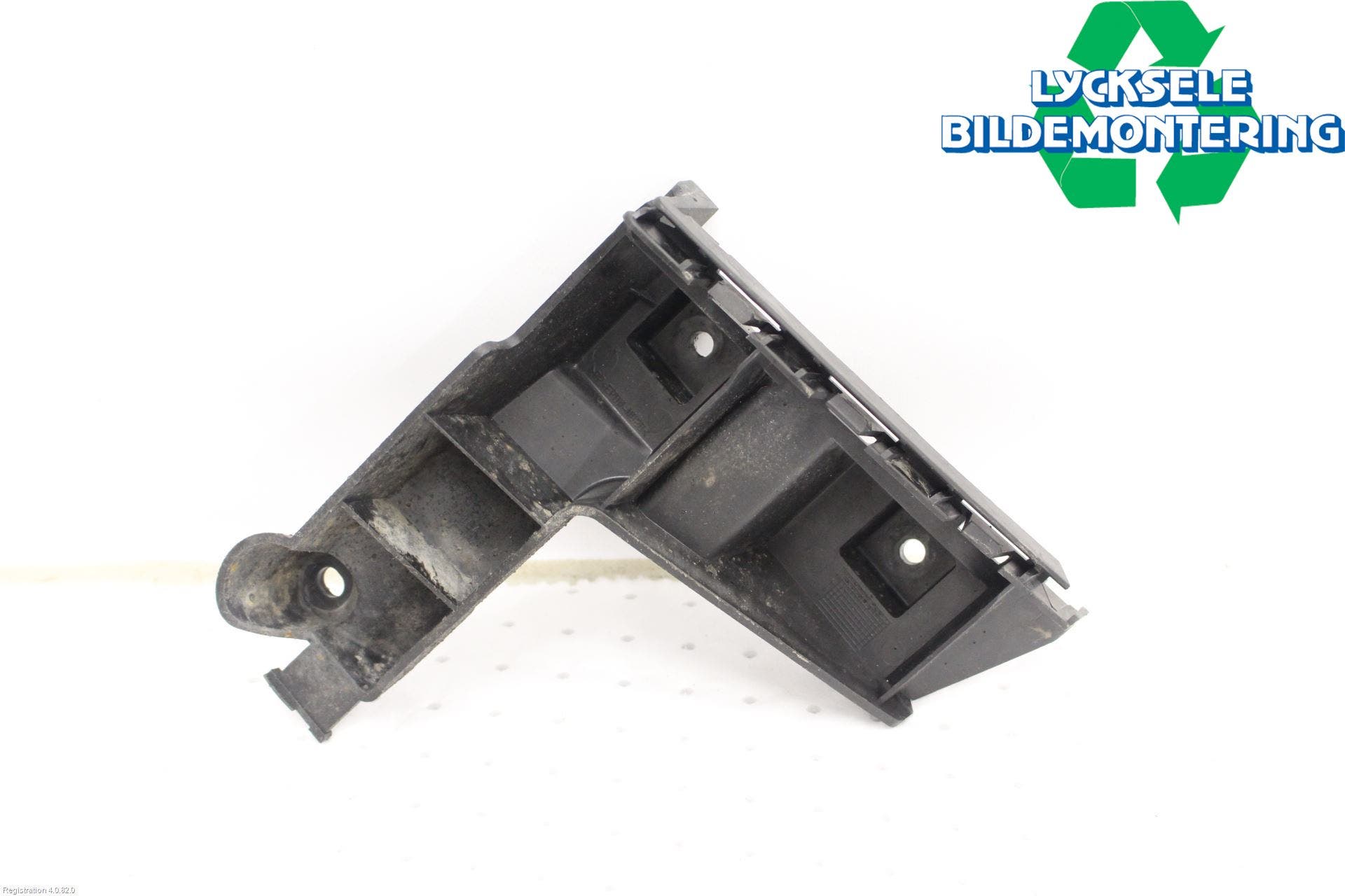 Volvo V70 08-13 Stötfångarfäste Bak Hö