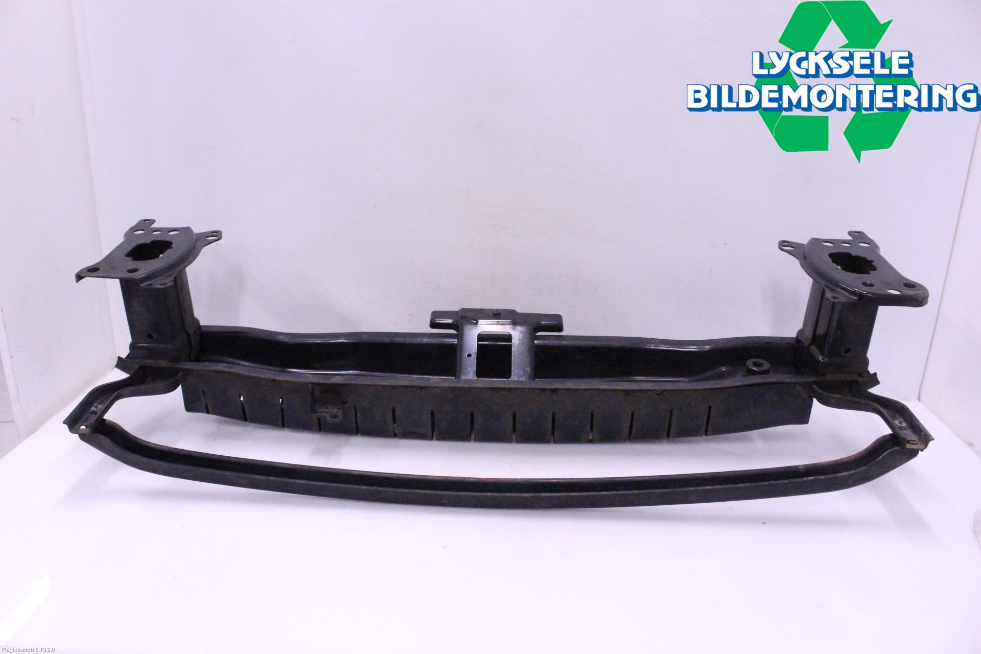 Volkswagen VW PASSAT 11-14 Stötfångarbalk Fram