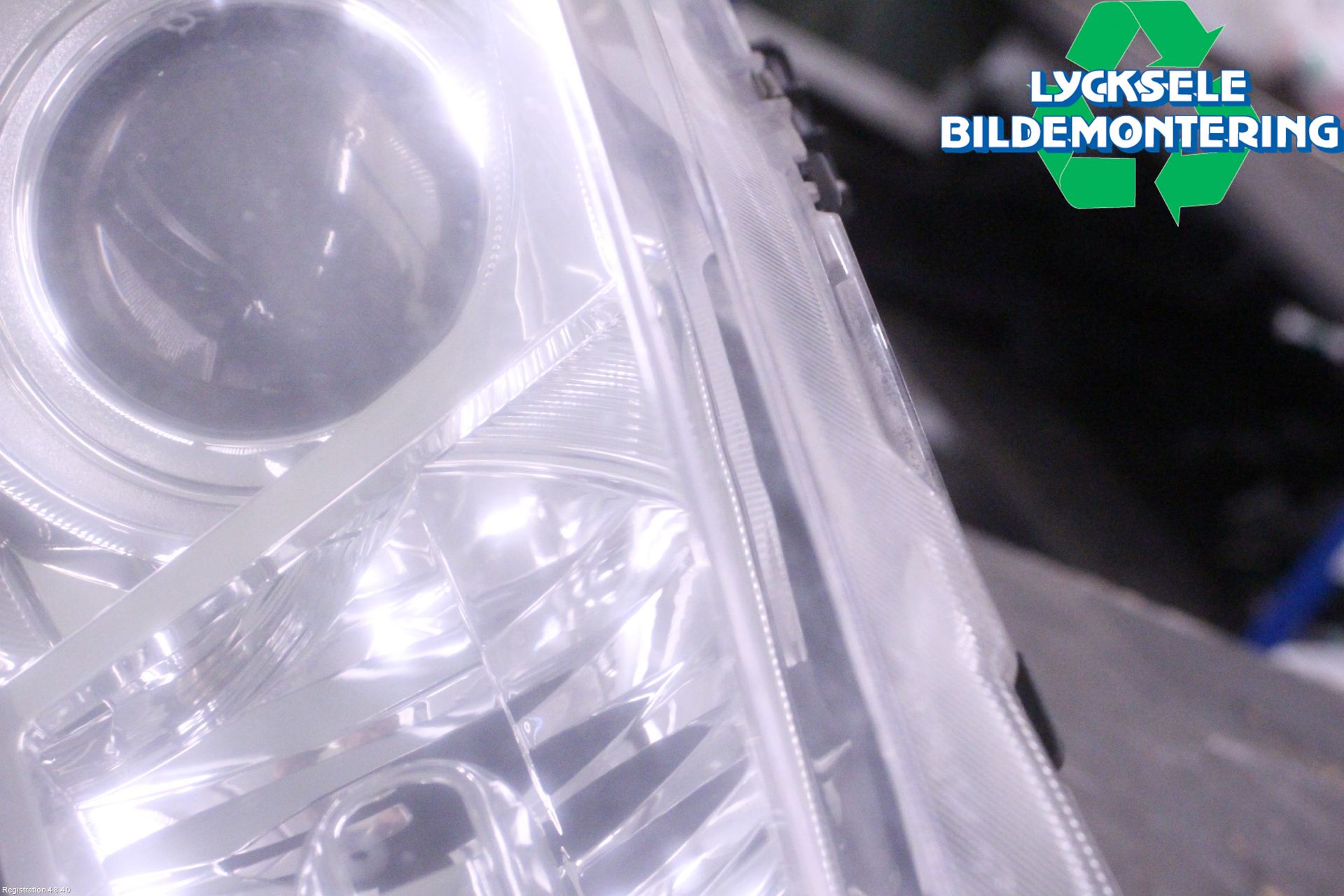 Mitsubishi OUTLANDER 07-12 Strålkastare Höger