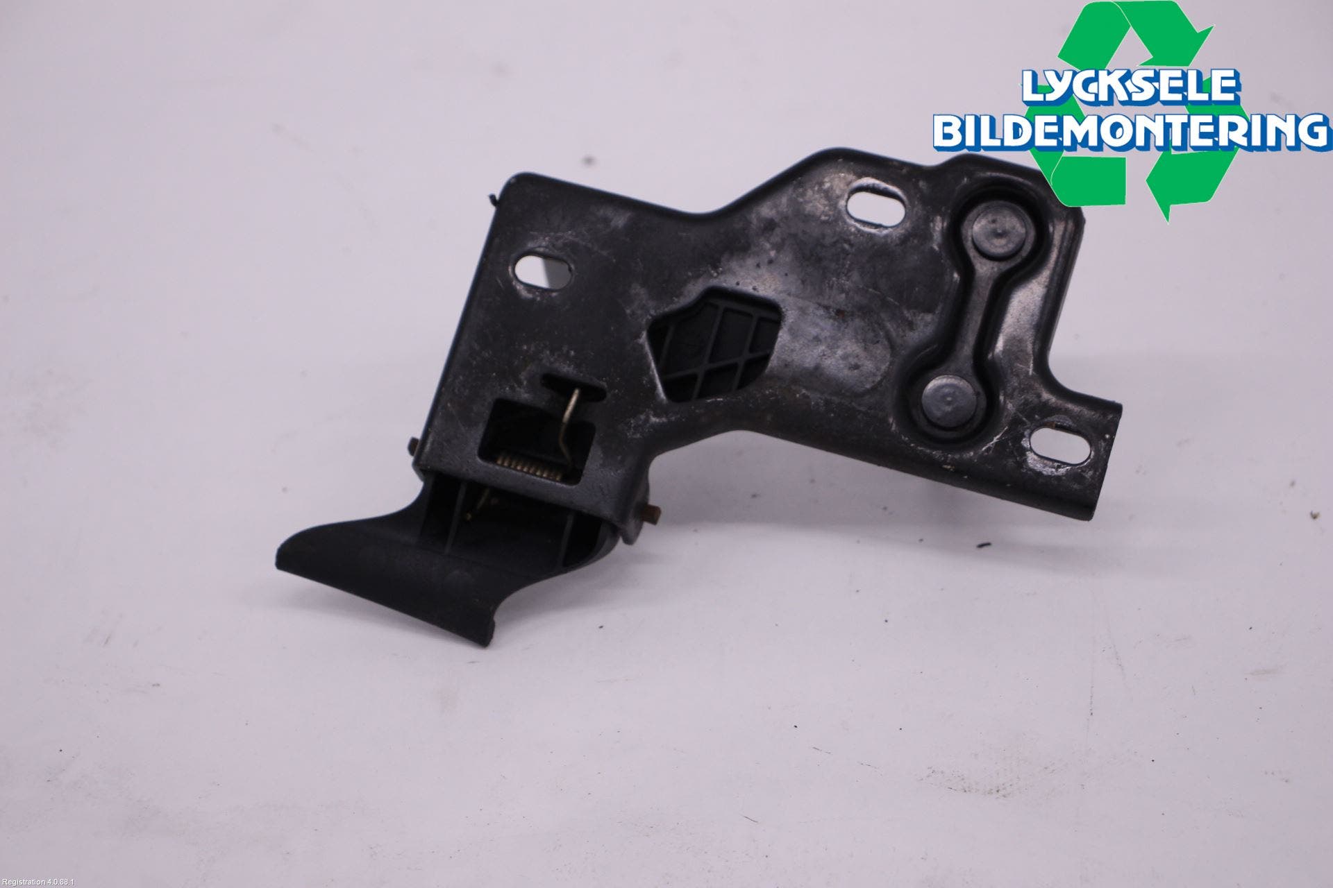 Skoda YETI Huv Spärr