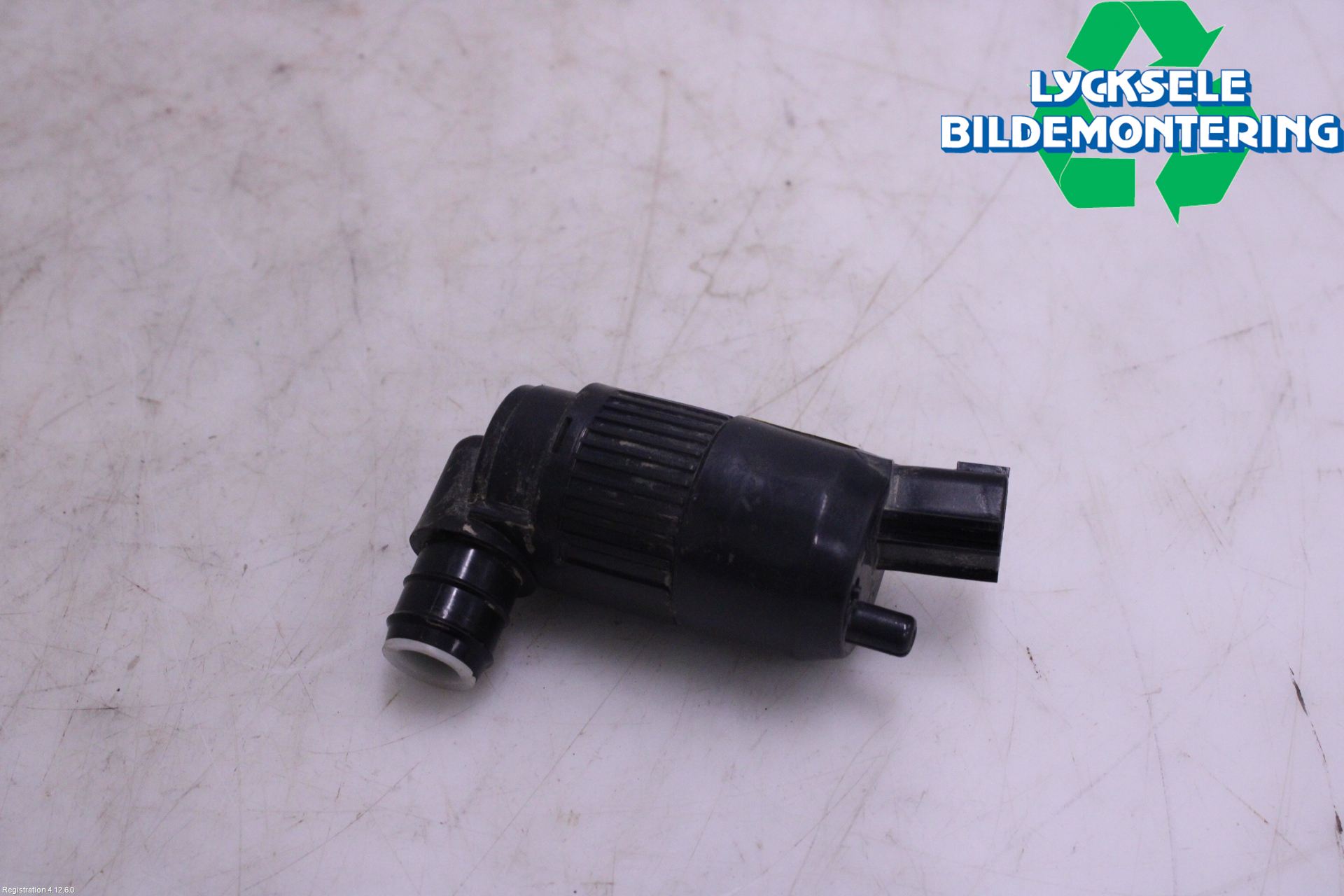 Ford TRANSIT/TOURNEO CONNECT 13-22 Spolarpump Vindruta
