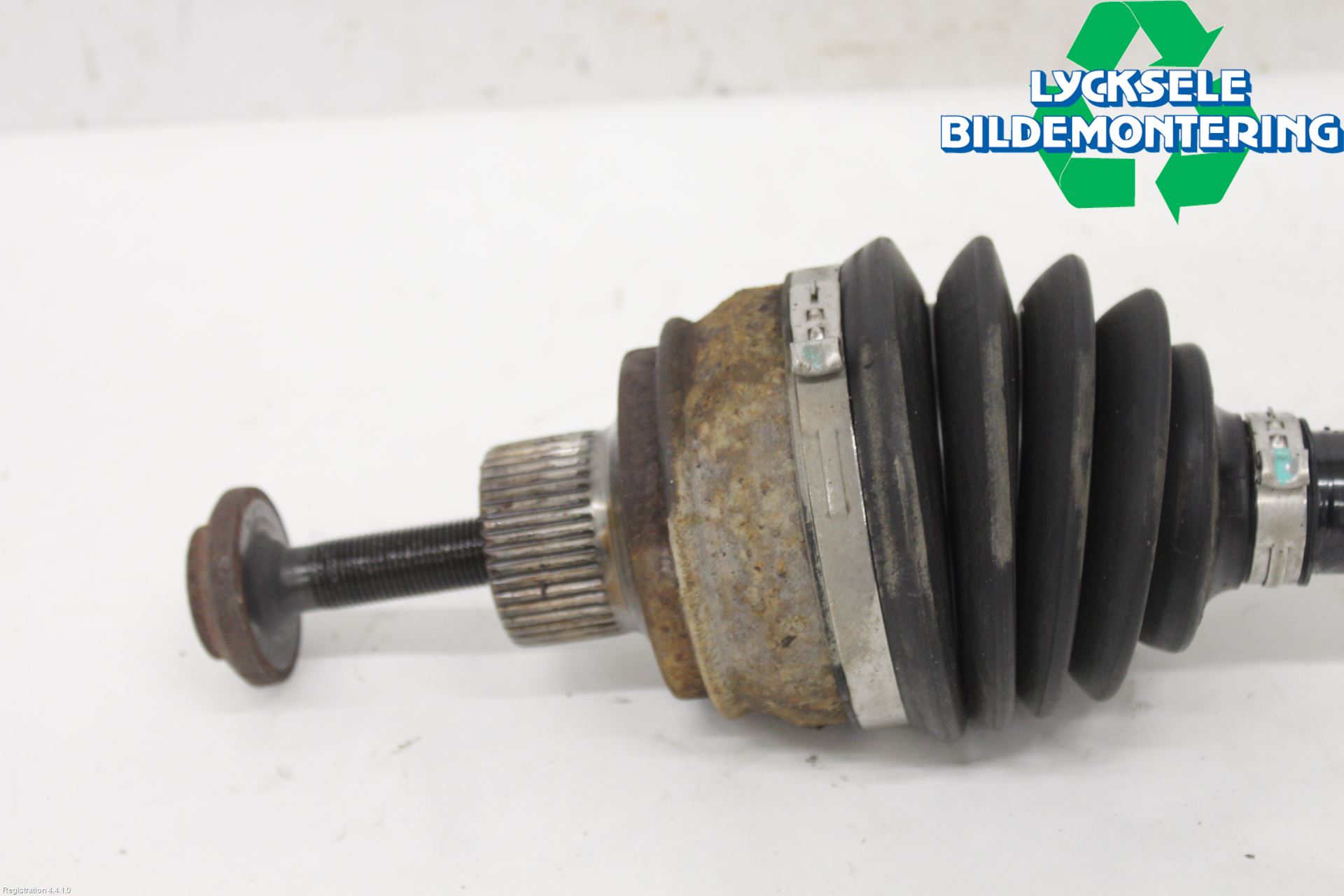 Audi A5 07-16 Drivaxel Fram Höger