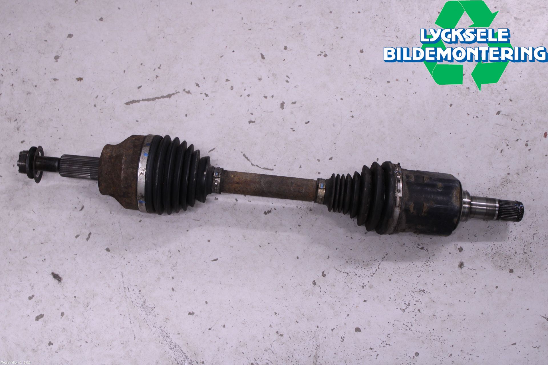 Jeep GRAND CHEROKEE 10-20 Drivaxel Fram Vänster