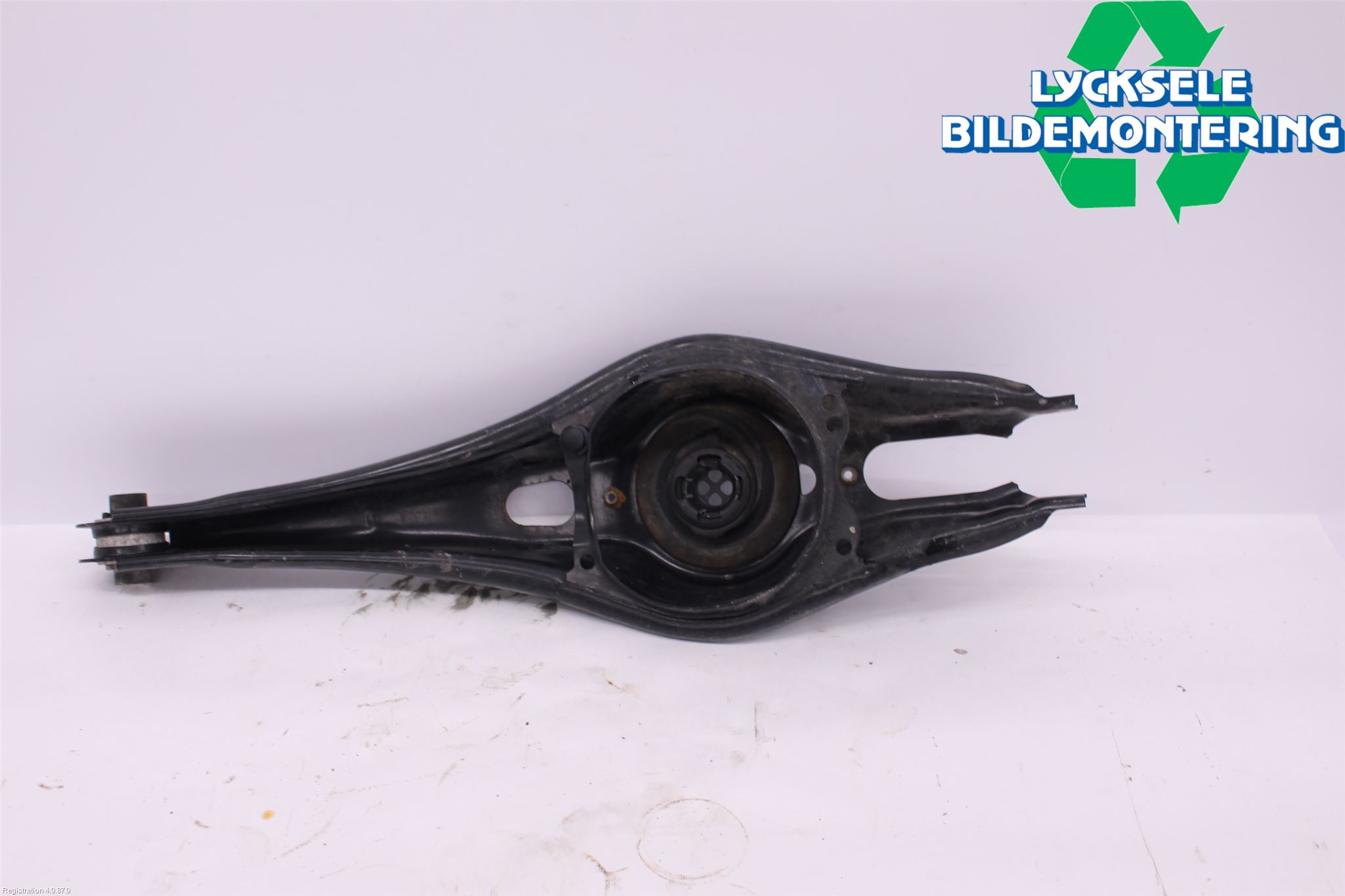 Volkswagen VW PASSAT 20-24 Bärarm Bak Höger