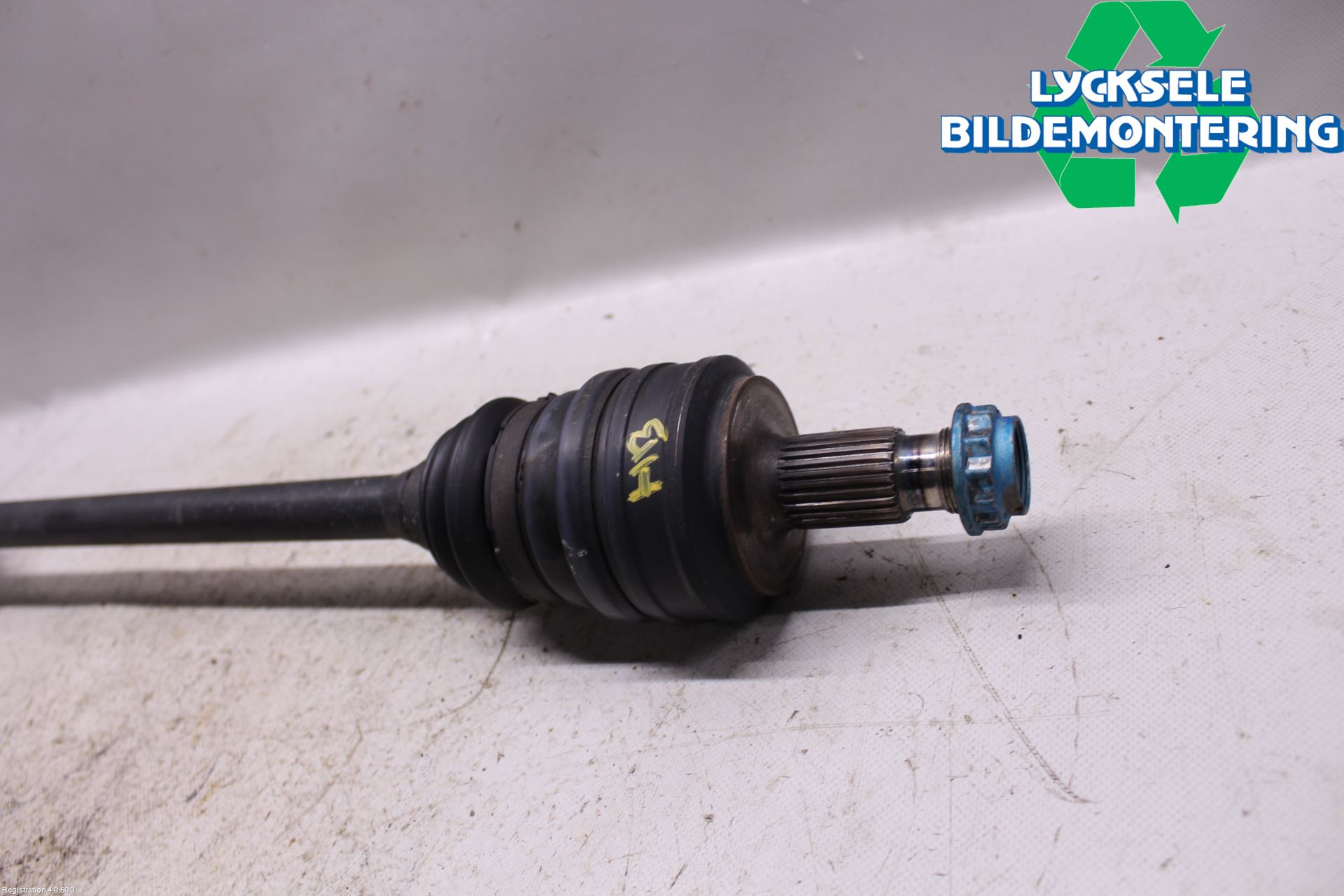 Mercedes-Benz MB C-KLASS (W205) 14-21 Drivaxel Bak Höger