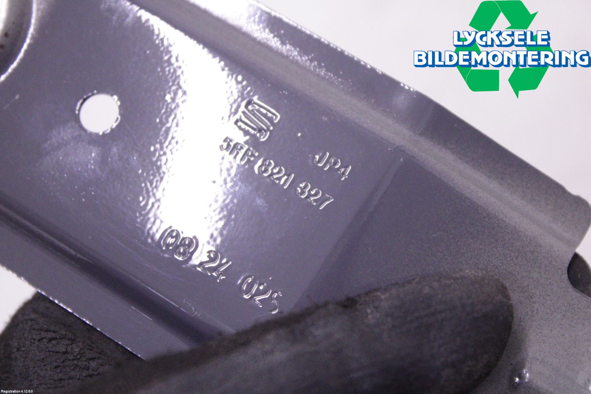 Cupra FORMENTOR 21- Skärmfäste Fram Vä