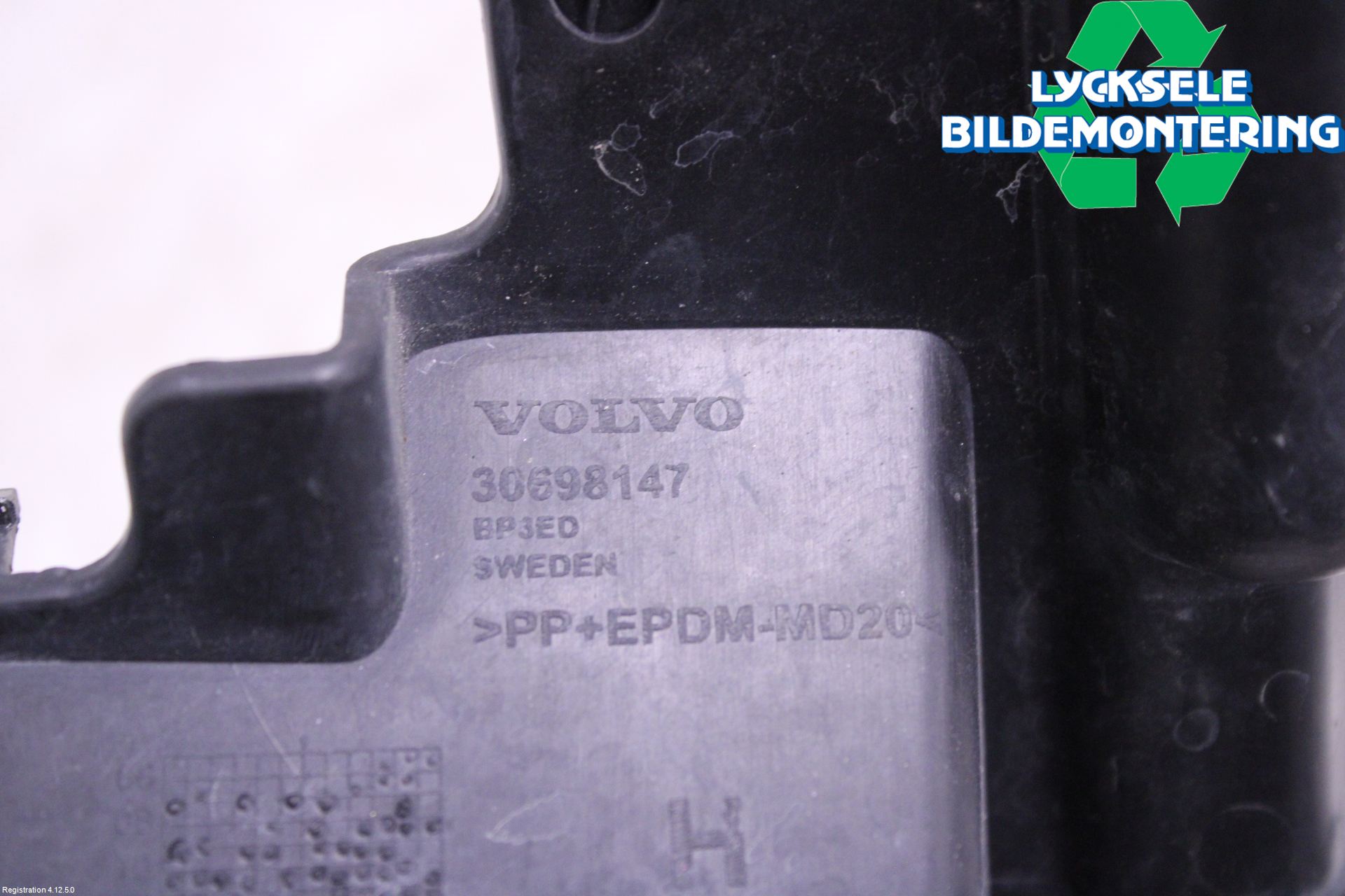 Volvo XC70 08-13 Spolarmunstycke Strålkastare