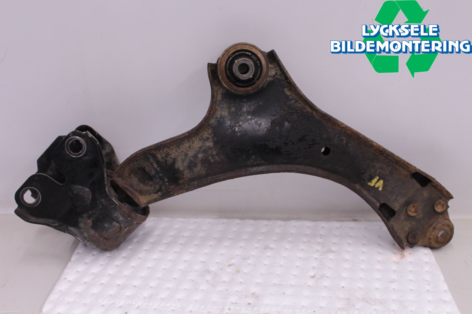 Ford MONDEO 07-15 Bärarm Fram Undre Vä