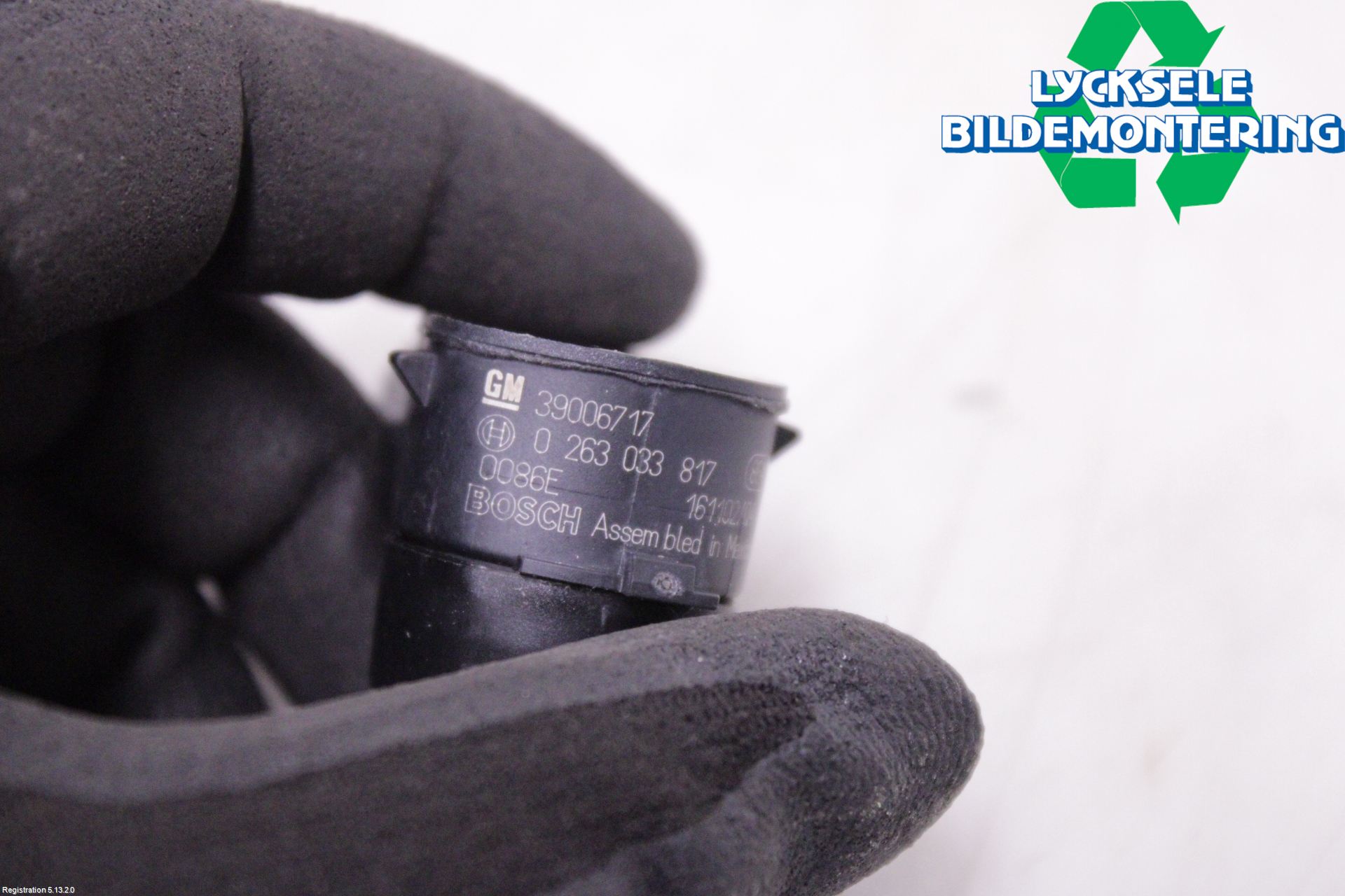 Opel INSIGNIA 17- Parkeringshjälp Backsensor