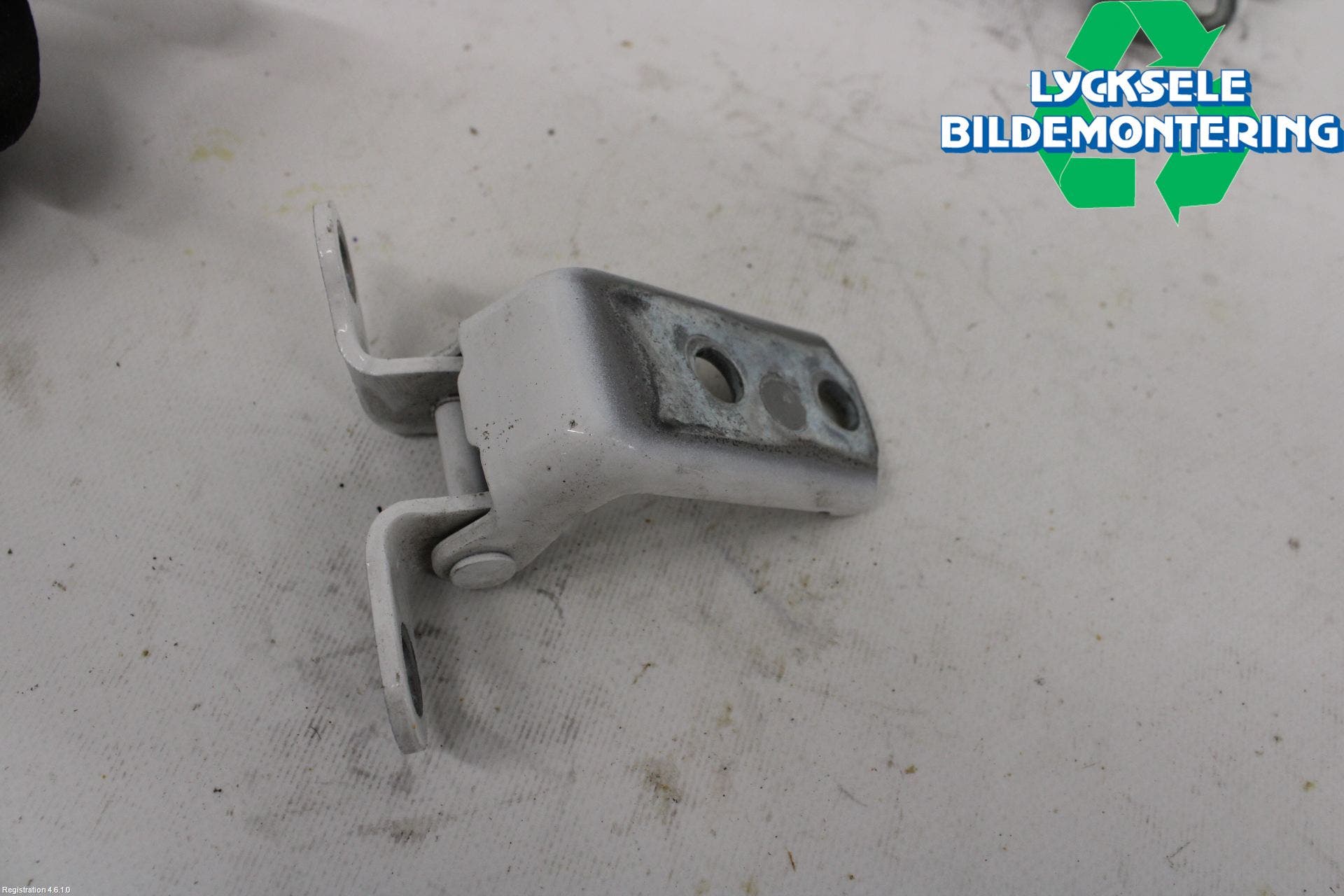 Toyota HILUX 16- Dörrgångjärn