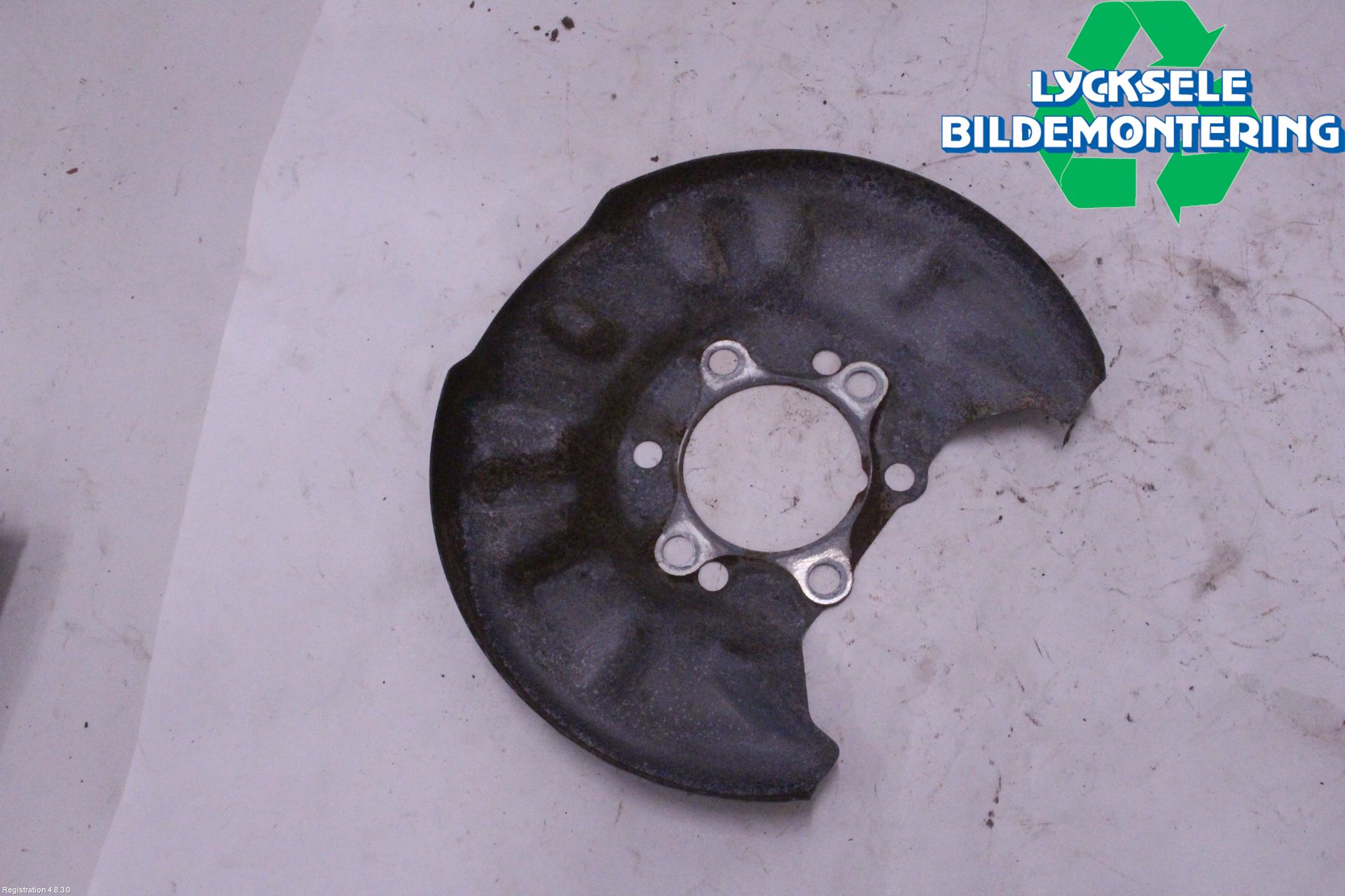 Suzuki VITARA 15- Bromssköld Bak