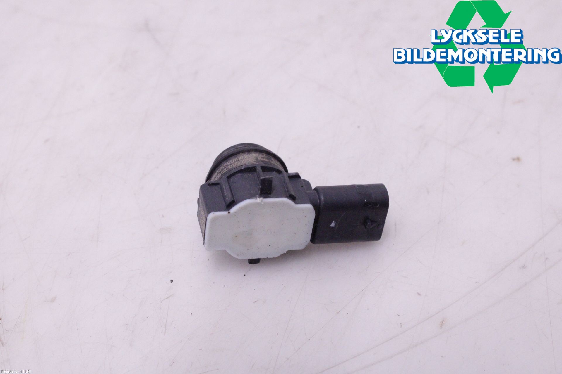 BMW 3 F30/F31/F80 12-19 Parkeringshjälp Backsensor