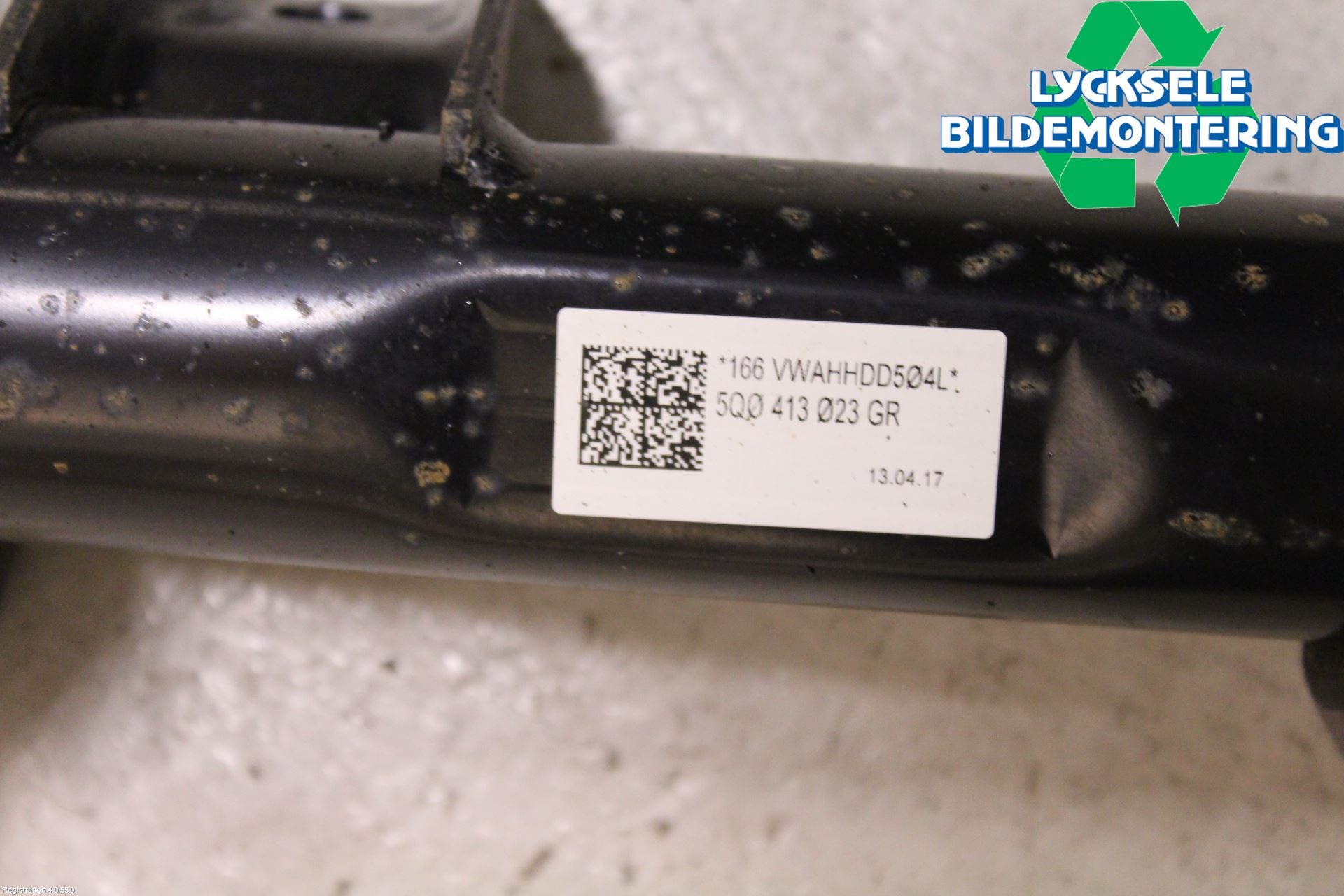 Volkswagen VW GOLF / E-GOLF VII 13-20 Fjäderben Fram Vänster